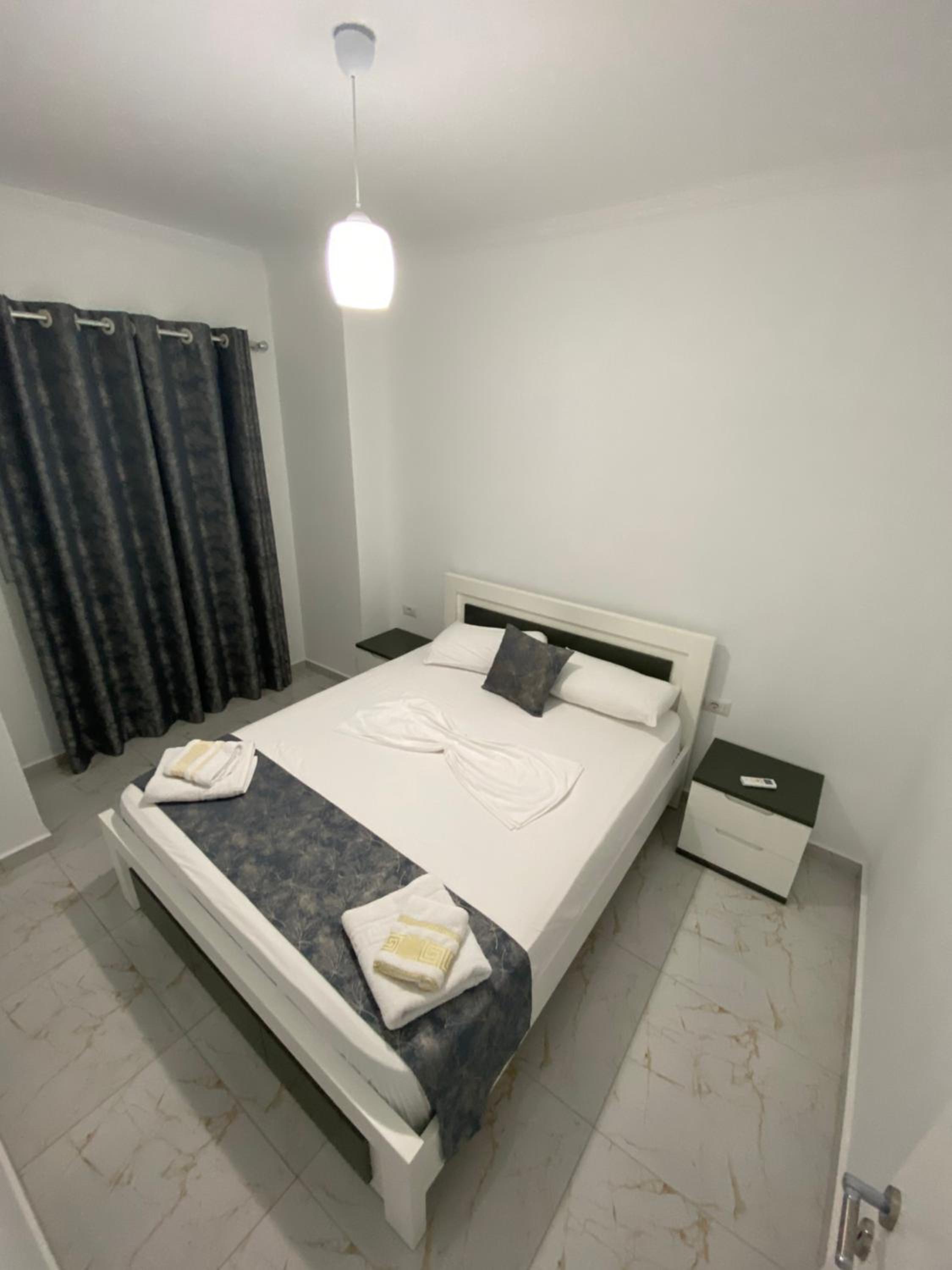One-Bedroom Apartment with Balcony