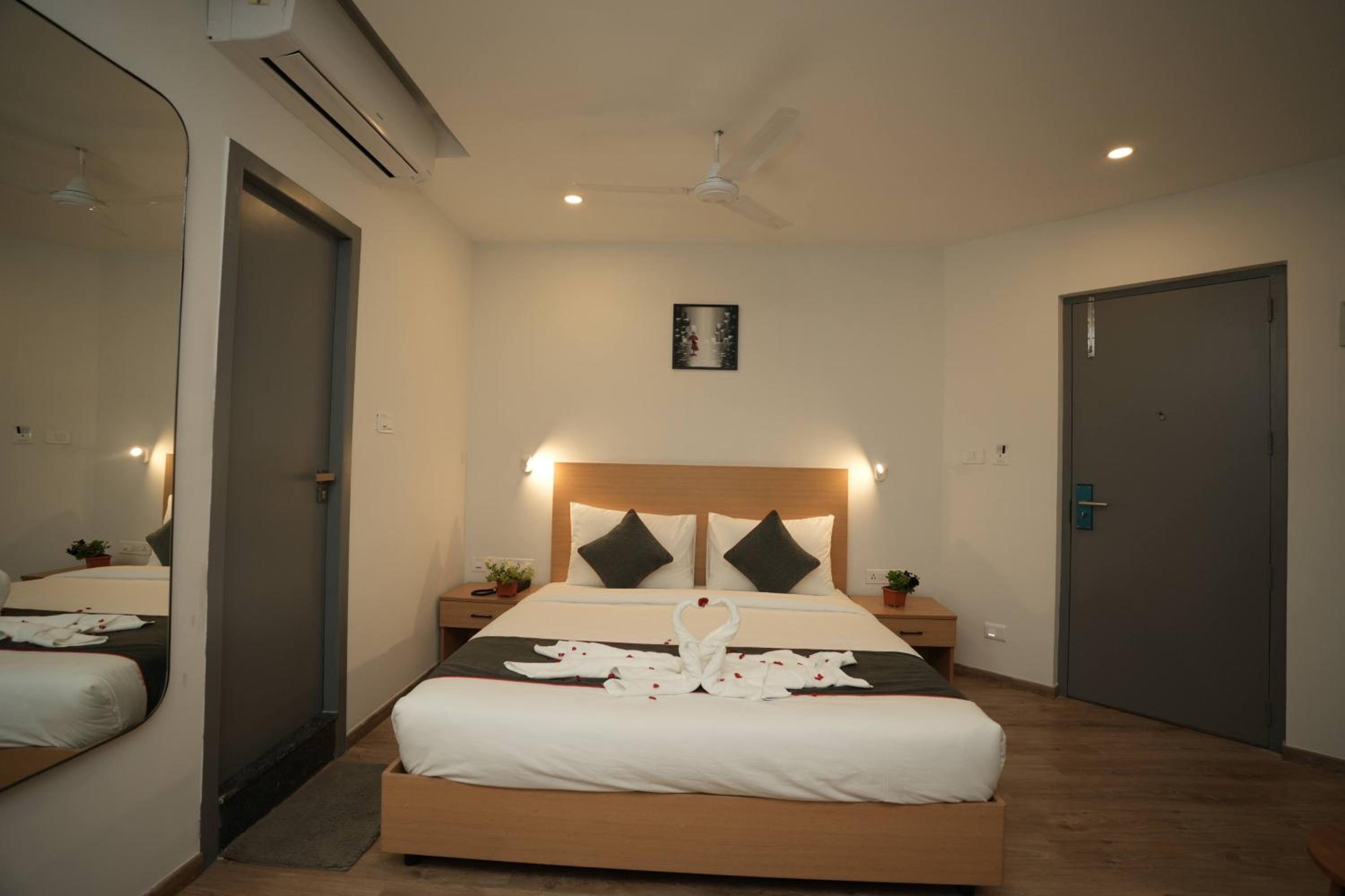 Deluxe Room - Photo 4