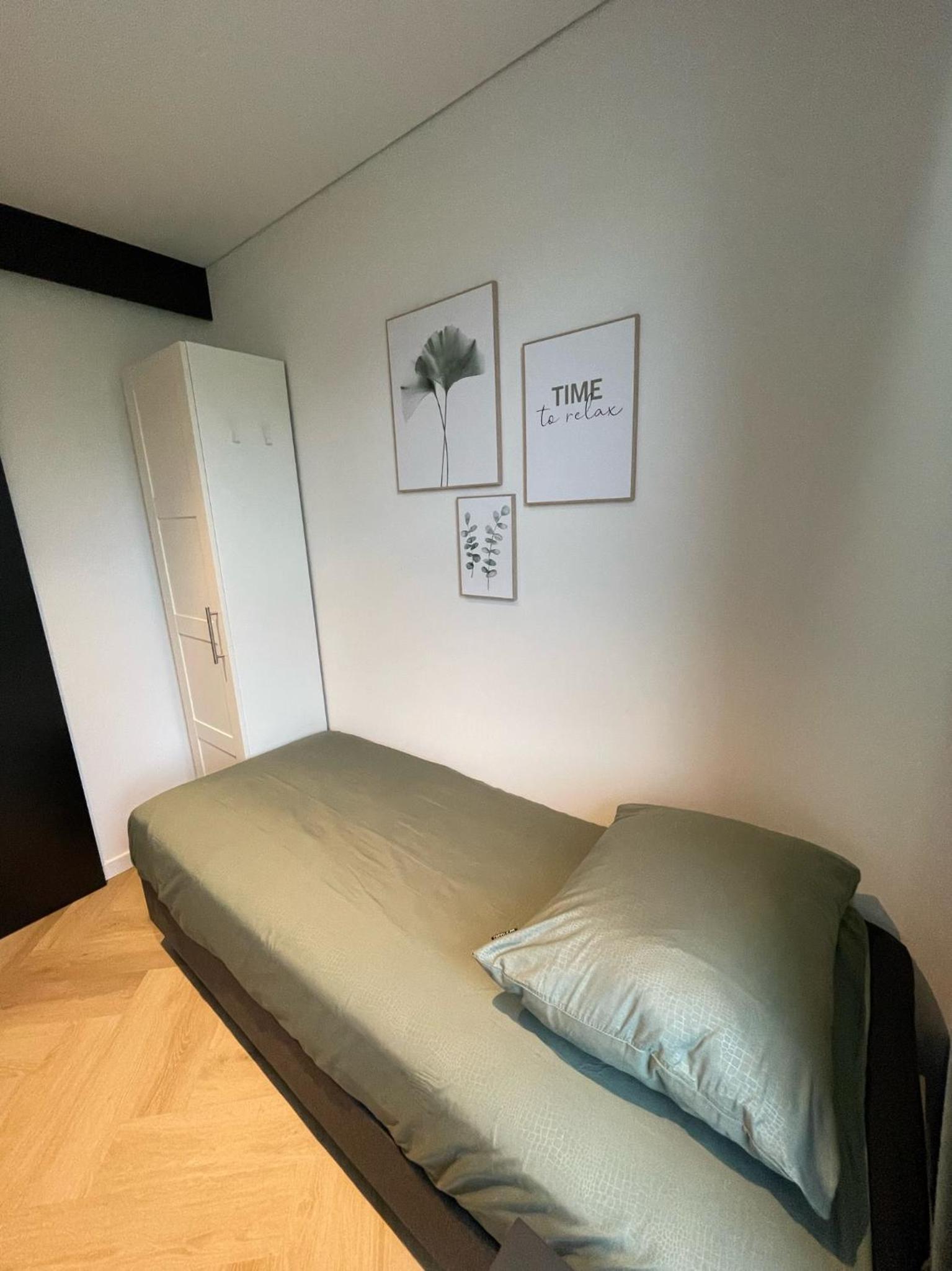 Two-Bedroom House photo 3