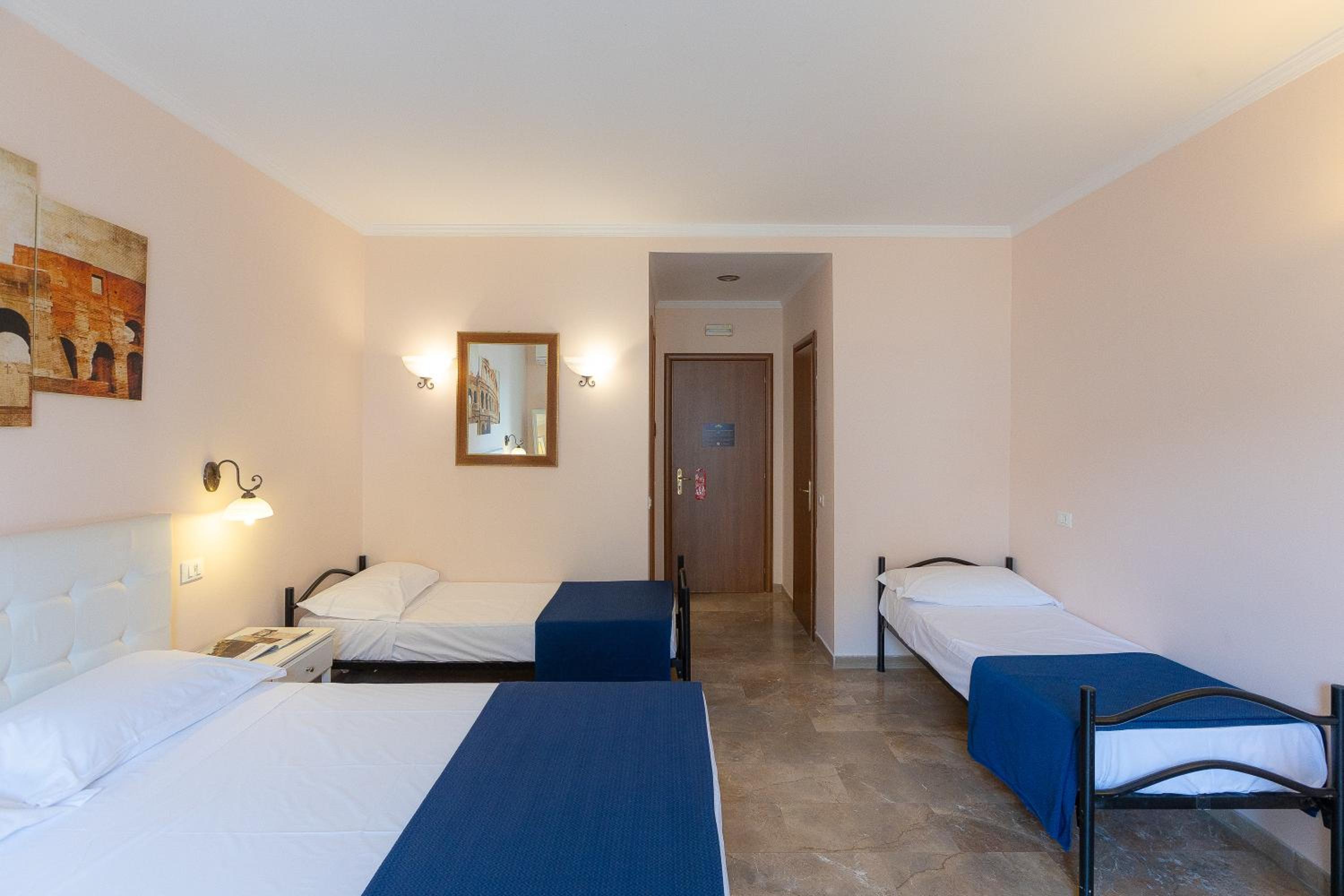 Quadruple Room photo 2
