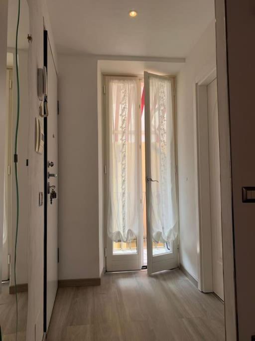 Two-Bedroom Apartment with Balcony photo 3