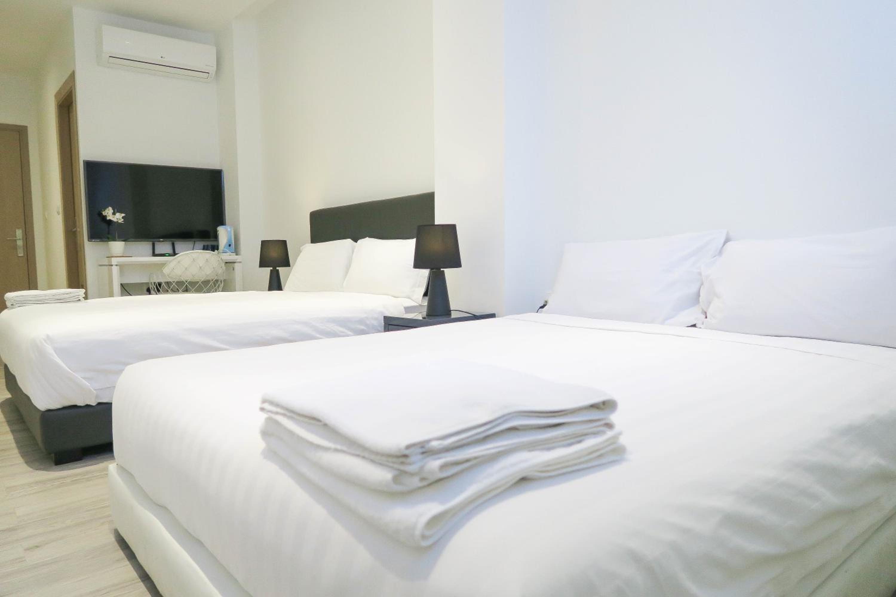 Apartment photo 1