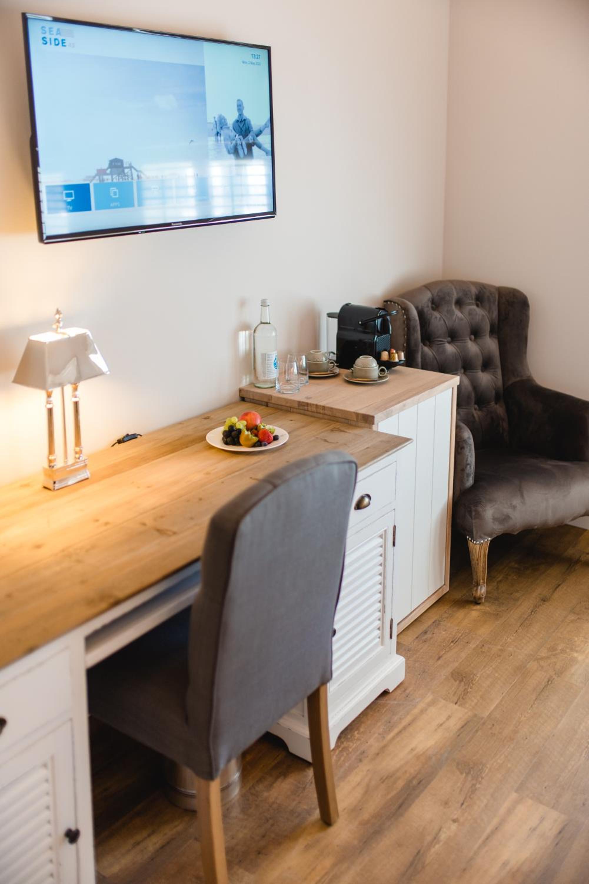 Standard Double Room (no pets allowed) - Photo 4