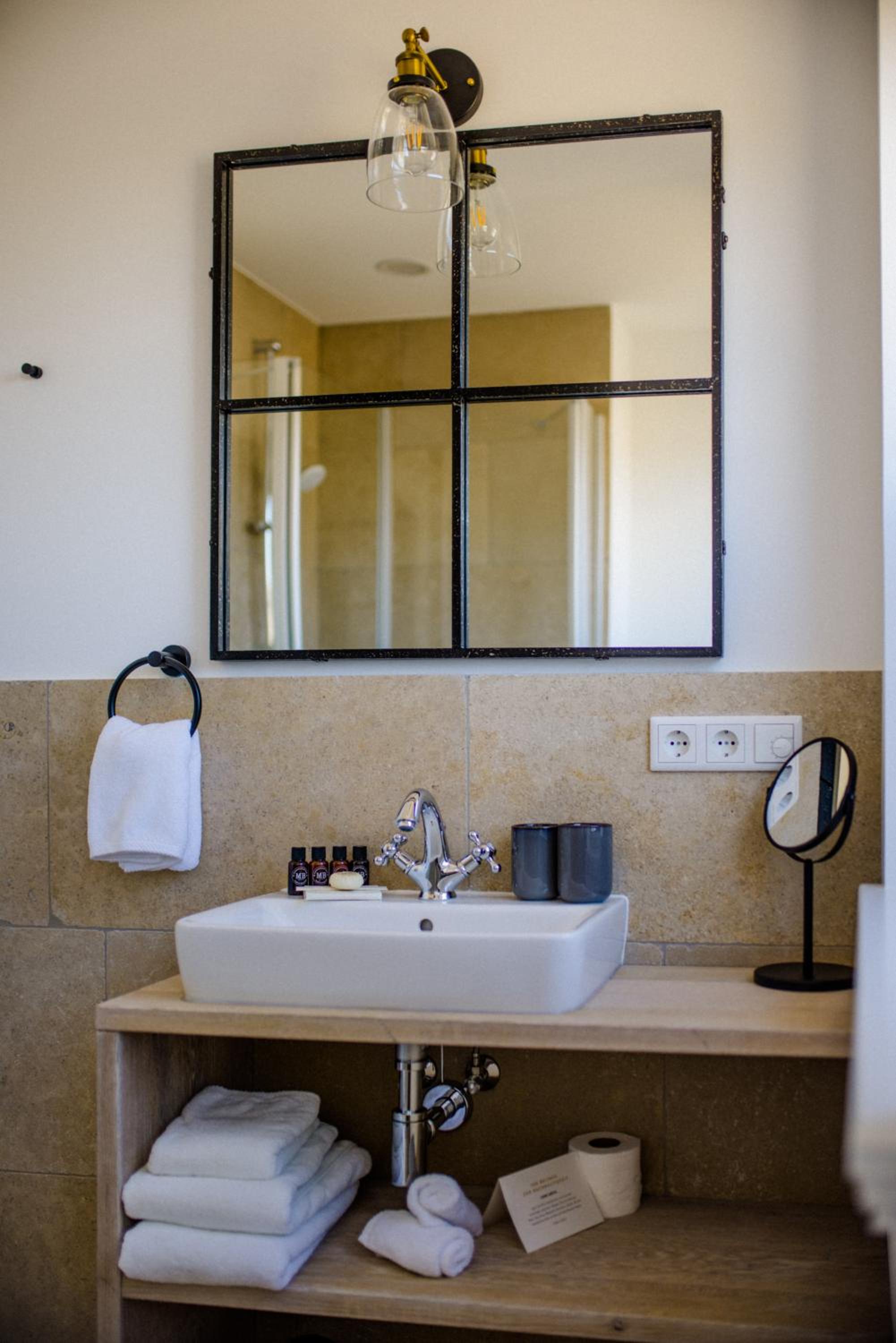 Superior Double Room - Photo 5