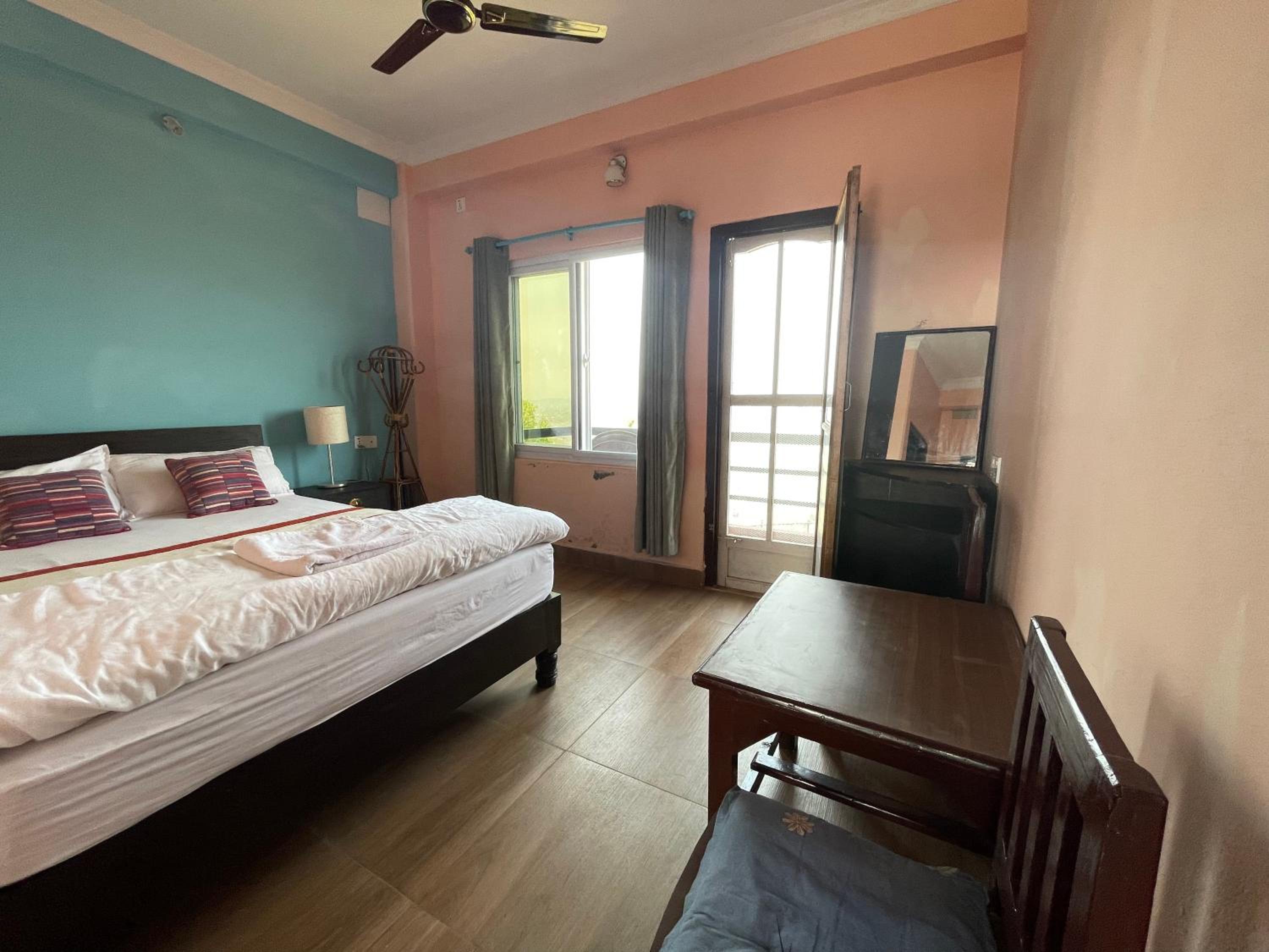 Single Room with Mountain View photo 1
