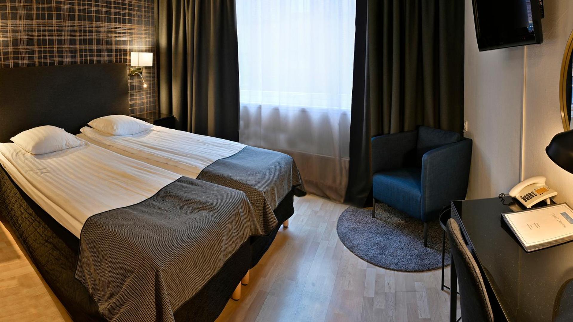 Twin Room - Photo 1