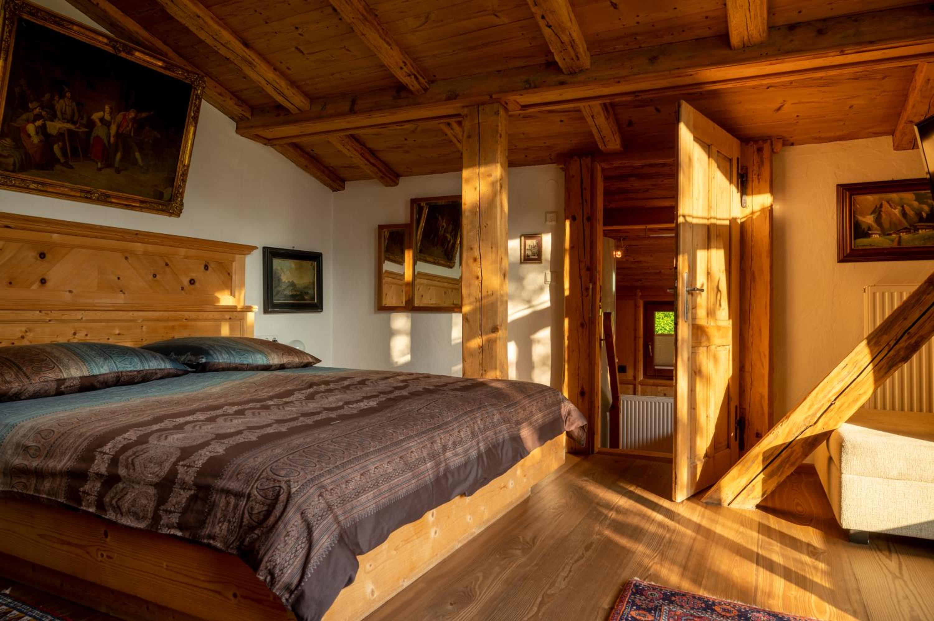 Three-Bedroom Chalet photo 3