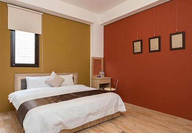 Four-Bedroom House photo 2