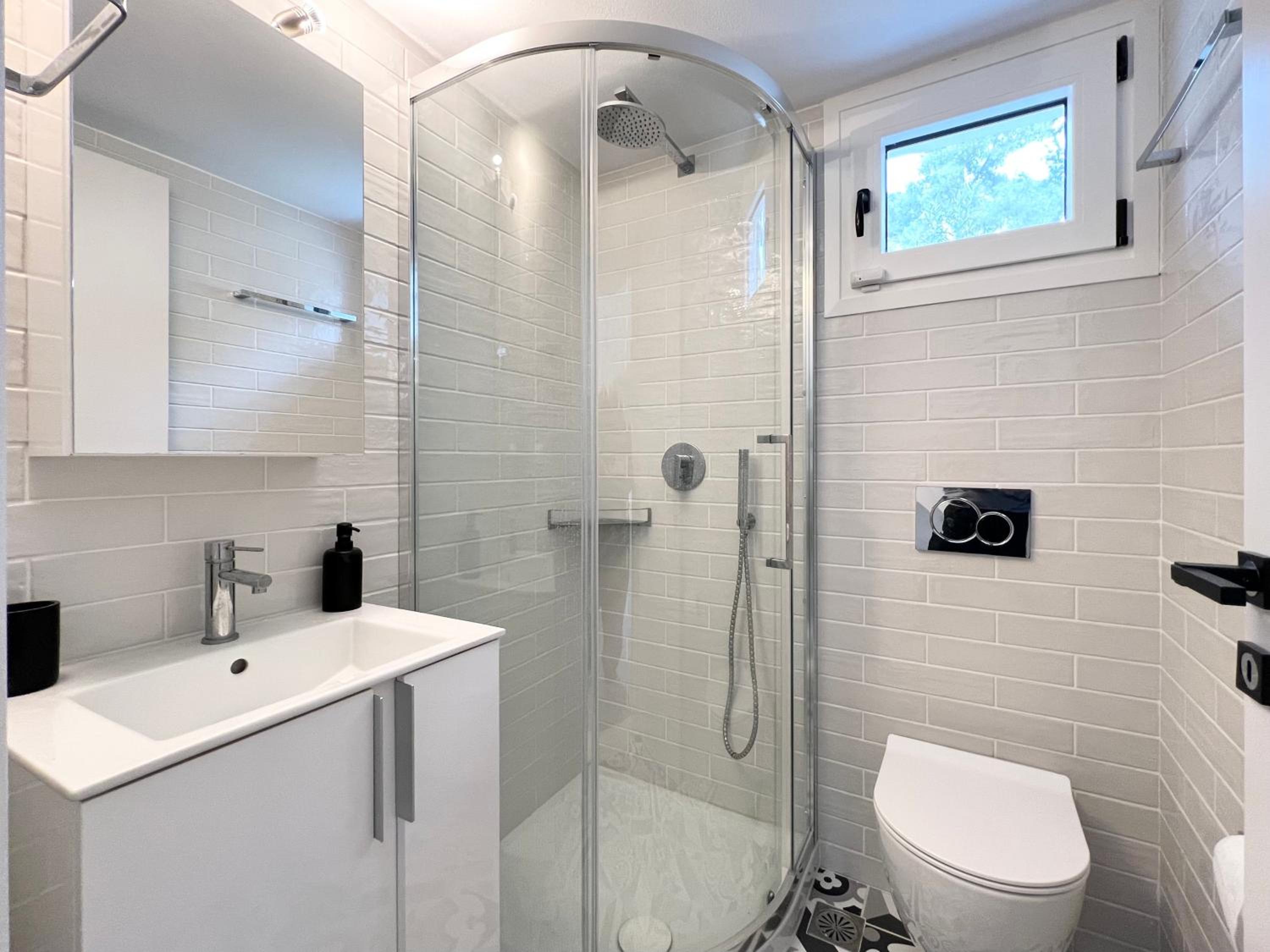 Two-Bedroom House photo 2