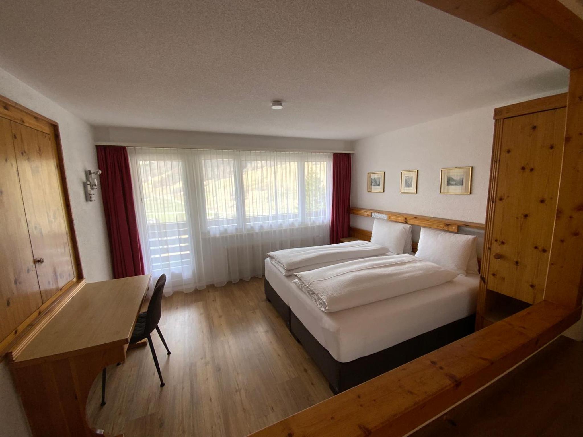 Studio Apartment with Balcony photo 1