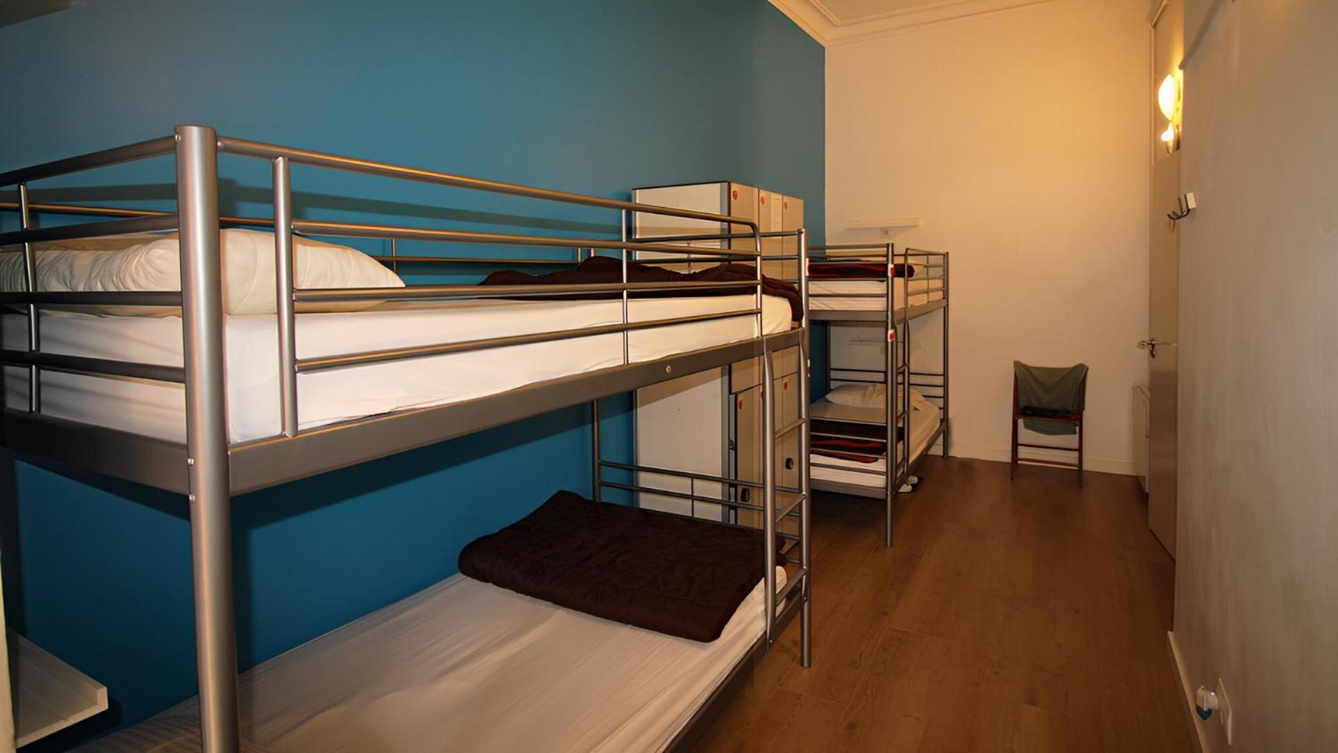 Bed in 6-Bed Mixed Dormitory Room photo 2