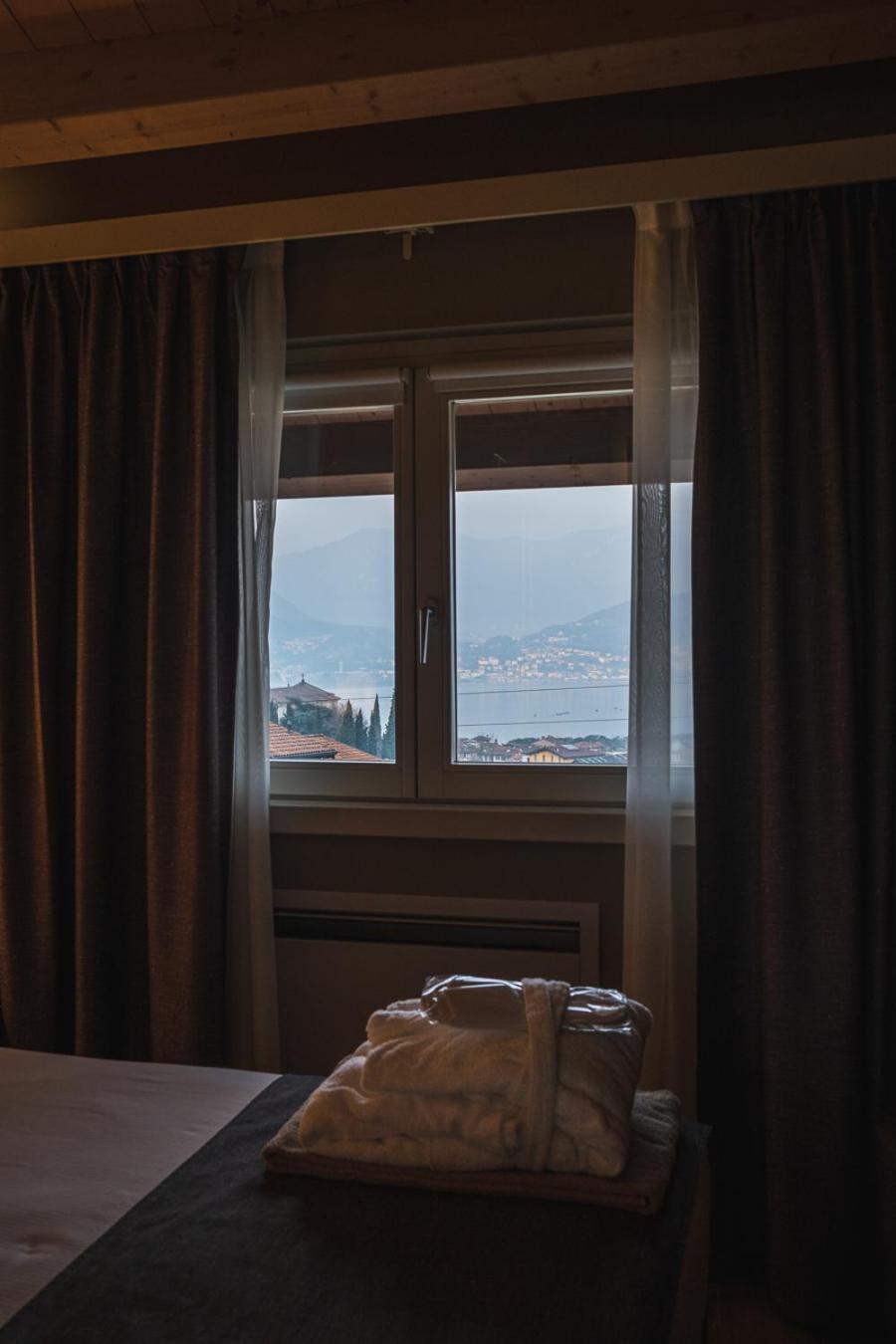 Double Room with Lake View photo 3