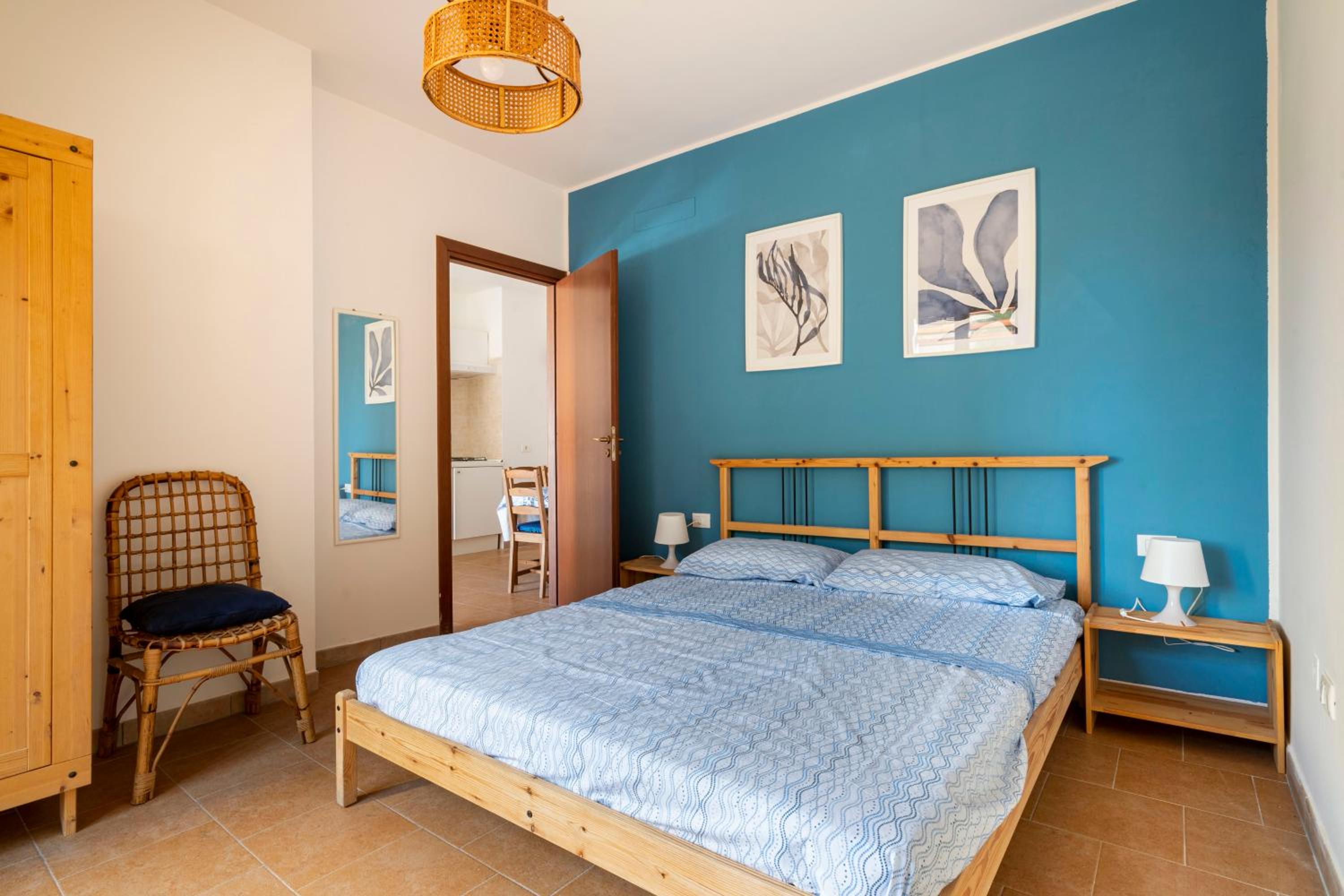 One-Bedroom House photo 1