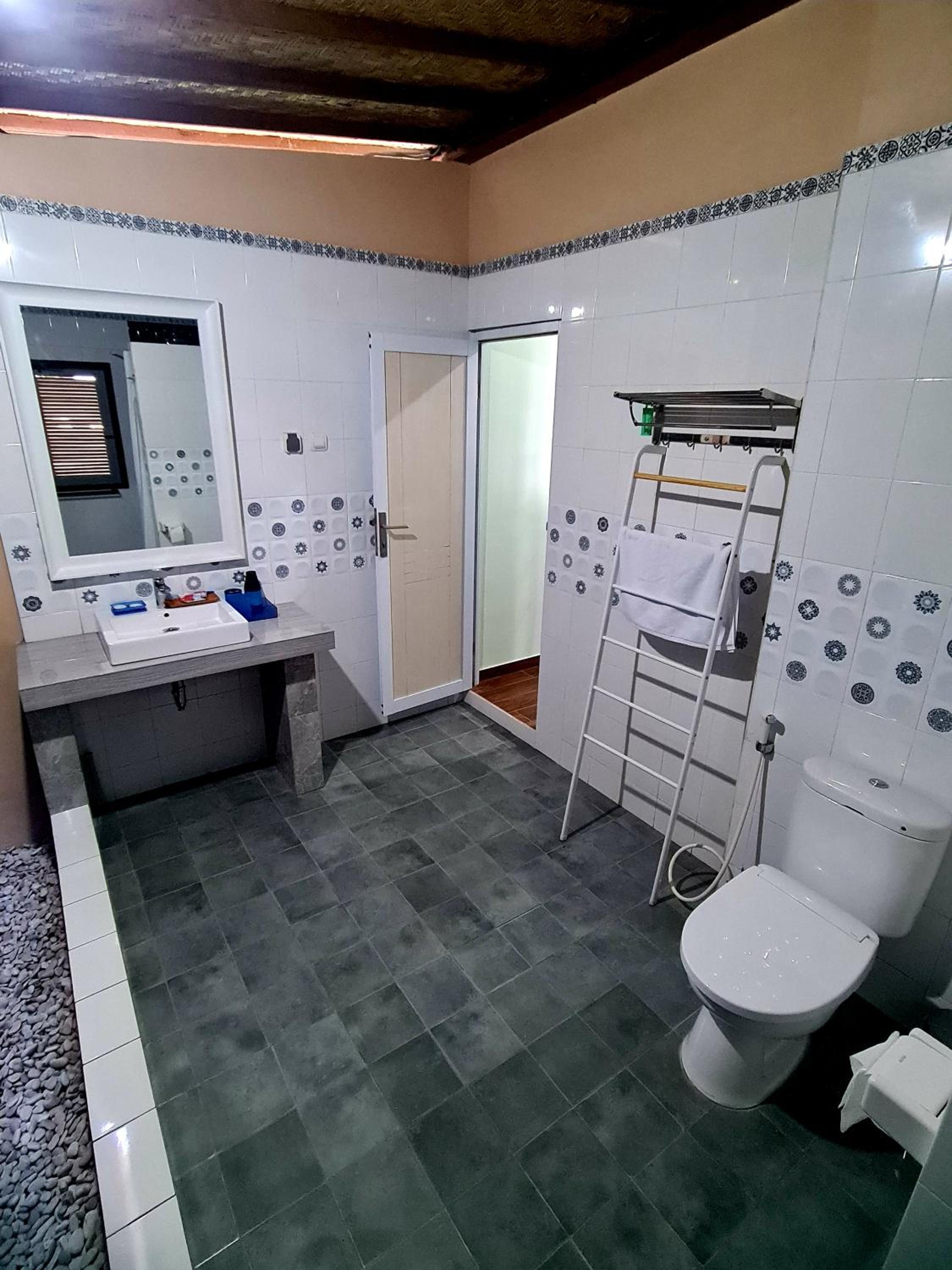 Deluxe Double Room with Sea View photo 3