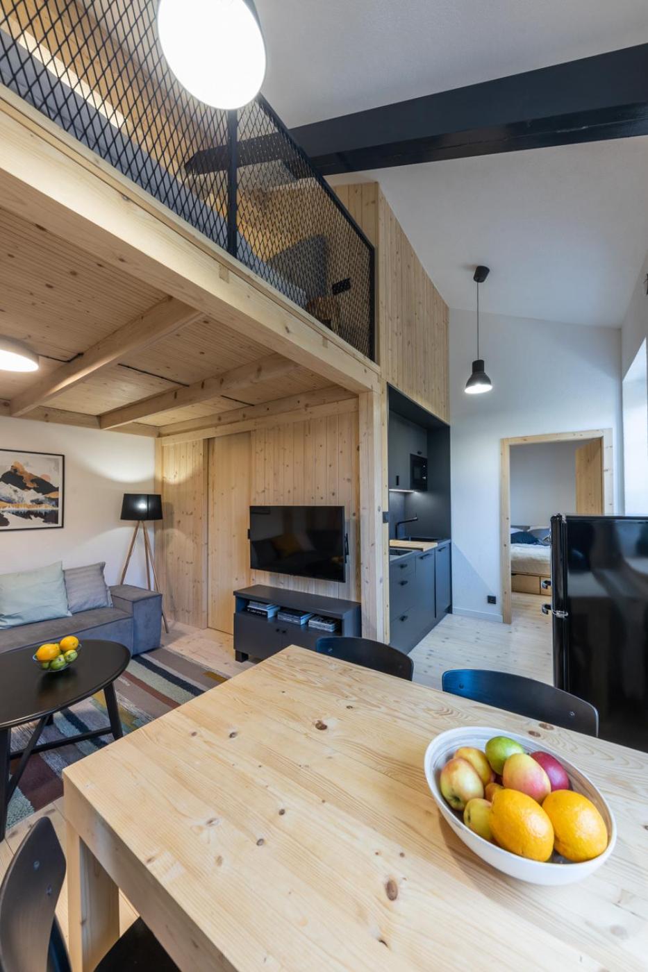 Two-Bedroom Apartment - Photo 35
