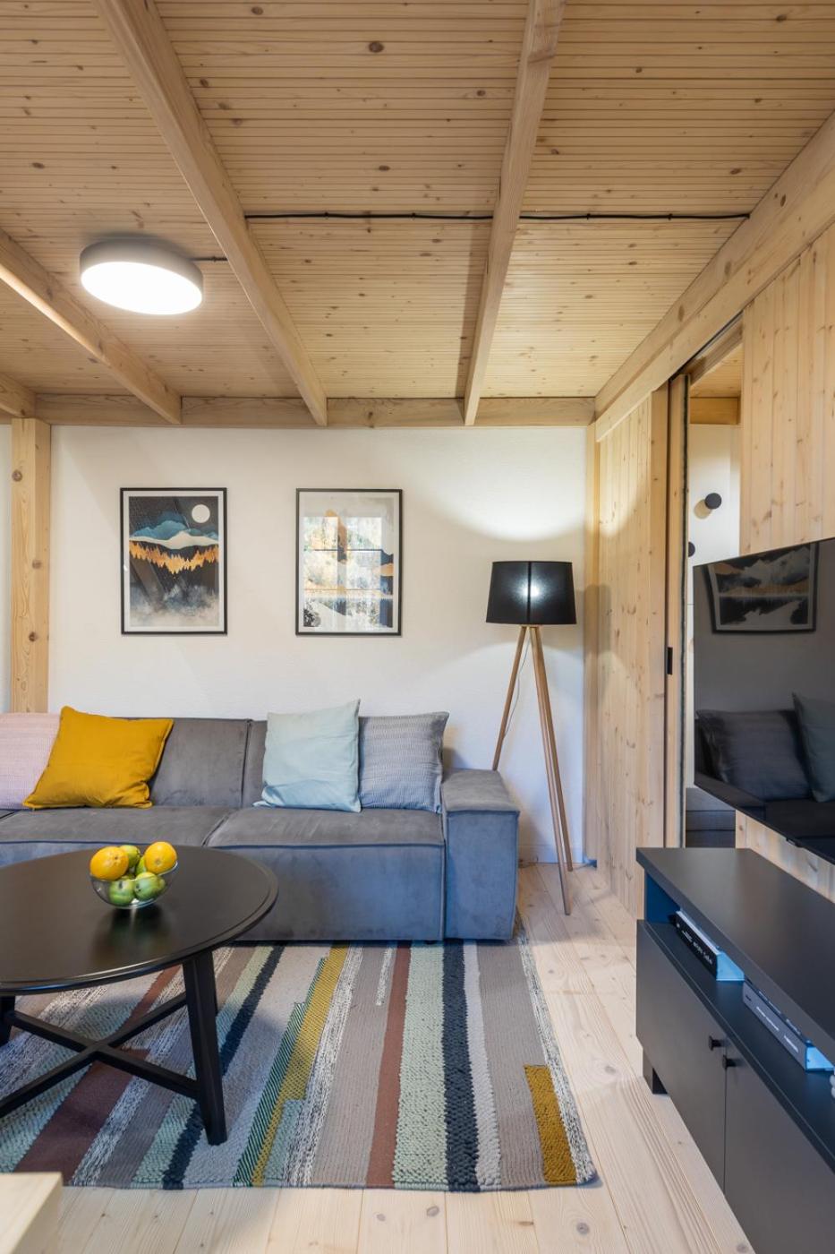 Two-Bedroom Apartment - Photo 9