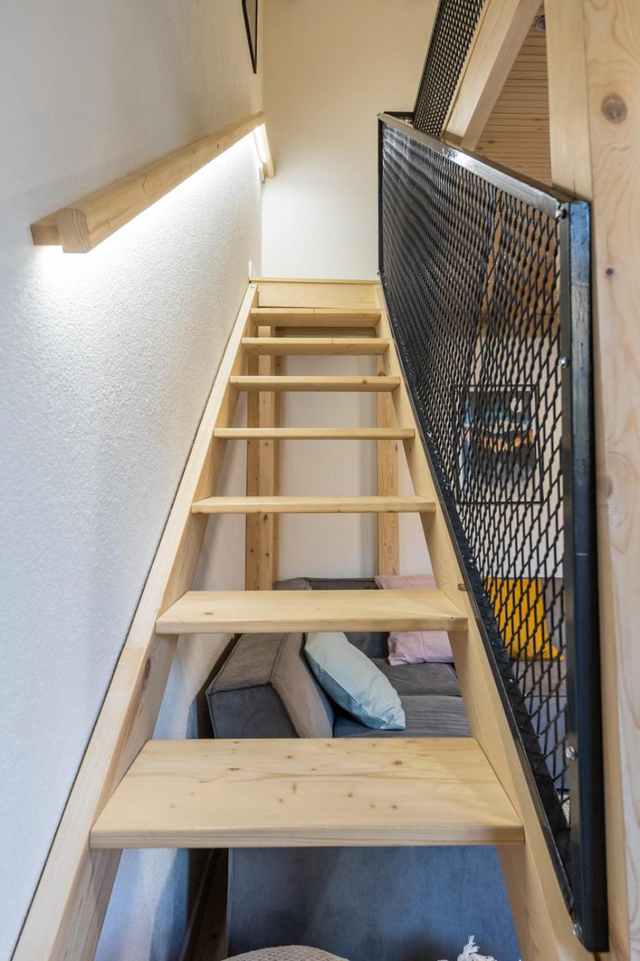 Two-Bedroom Apartment - Photo 3