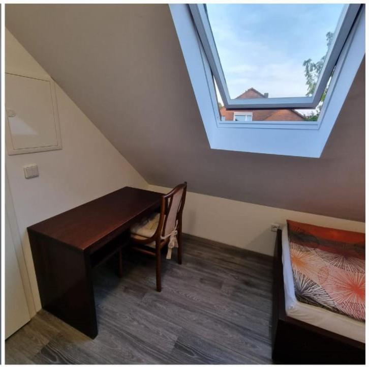 Single Room with Private Bathroom photo 1