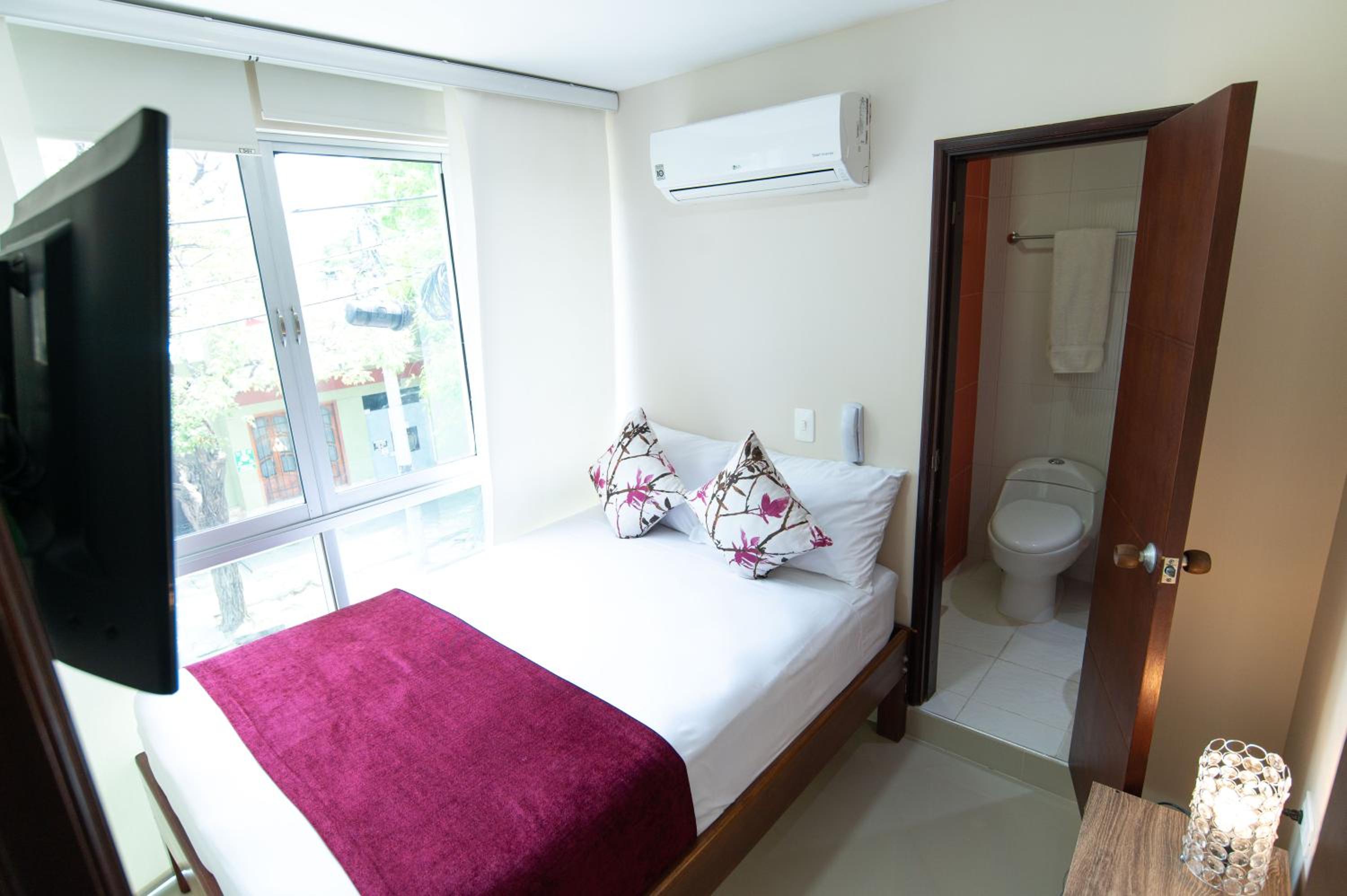 Standard Double Room photo 2