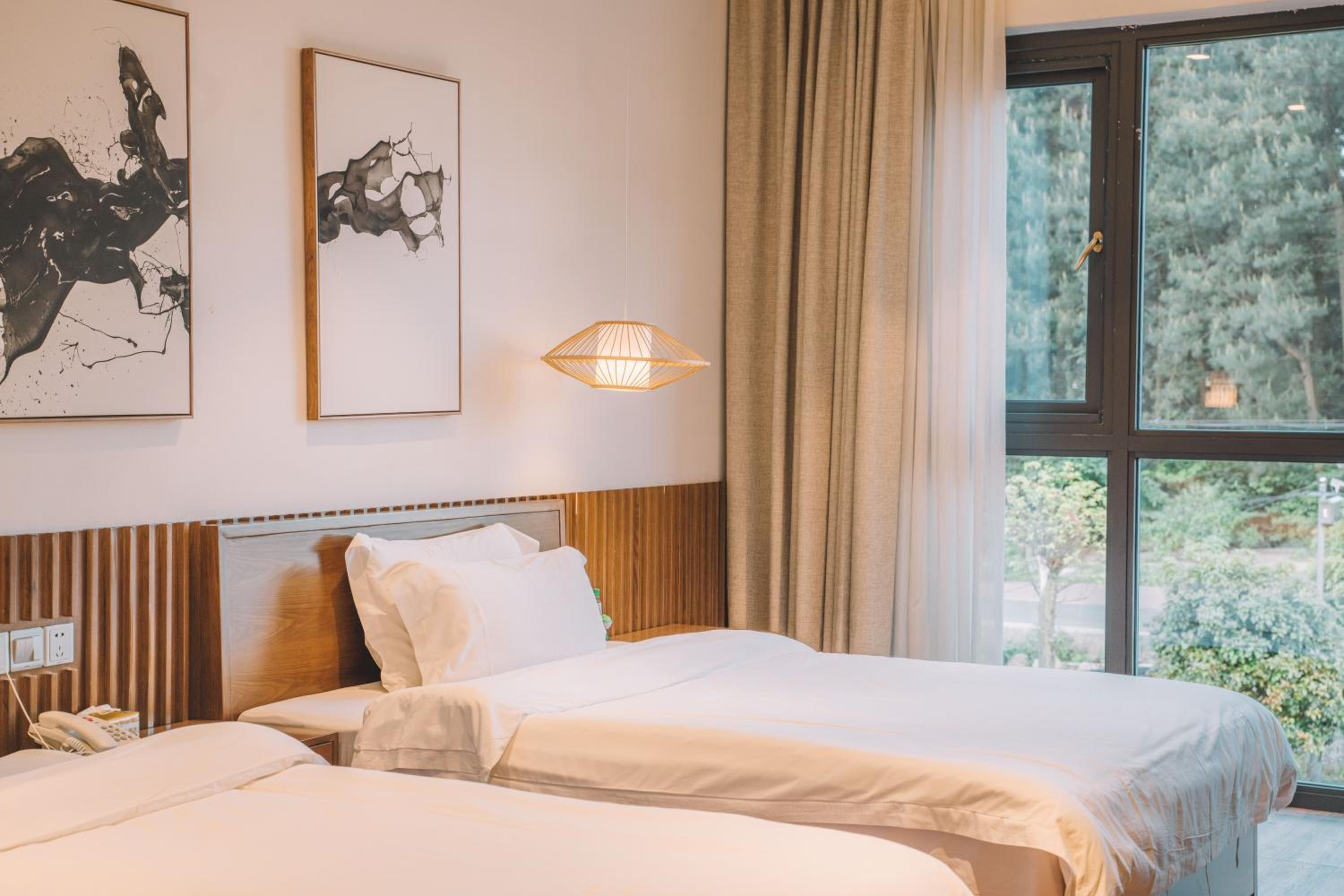 Twin Room with Garden View photo 3
