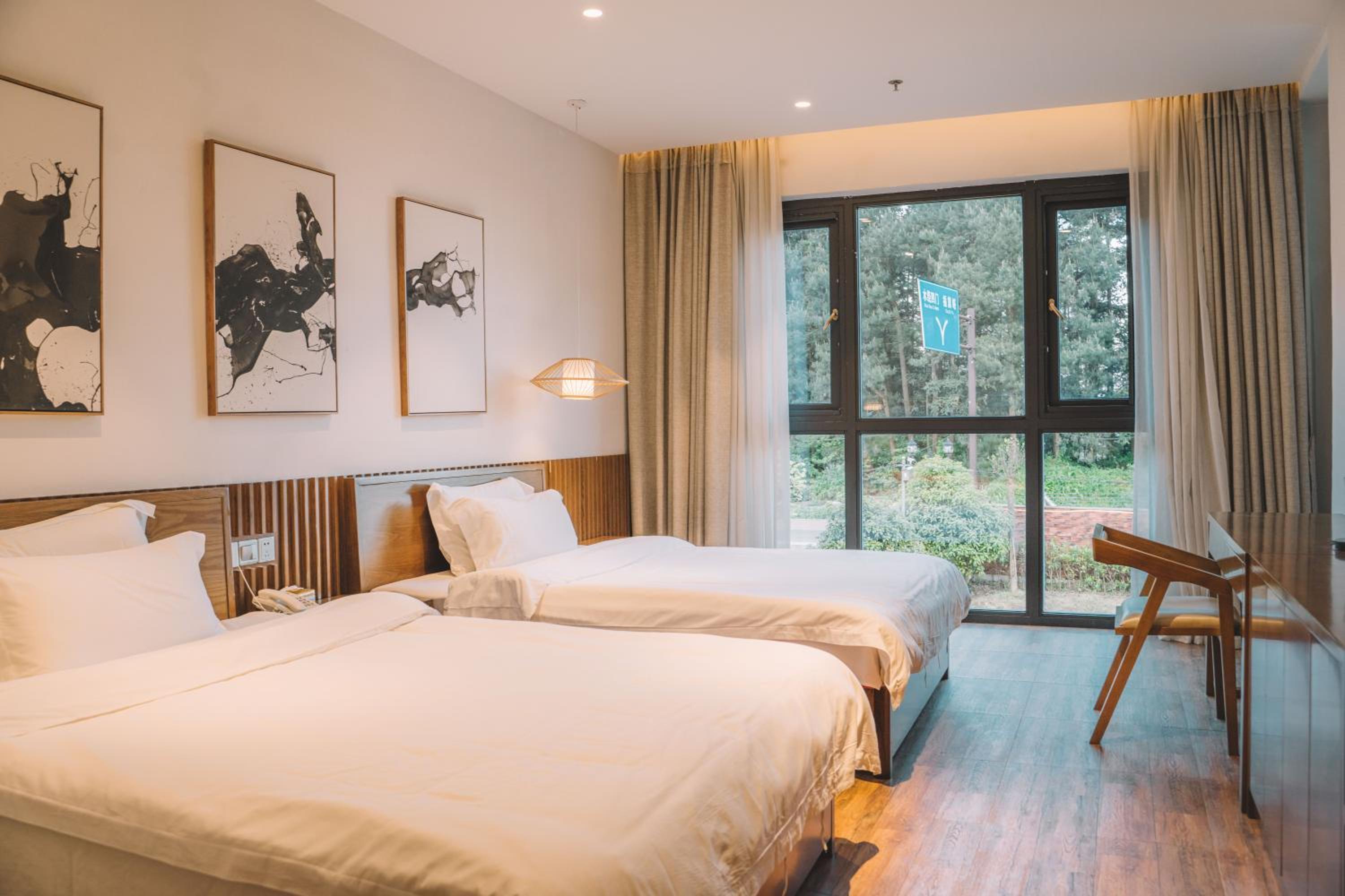 Twin Room with Garden View photo 2