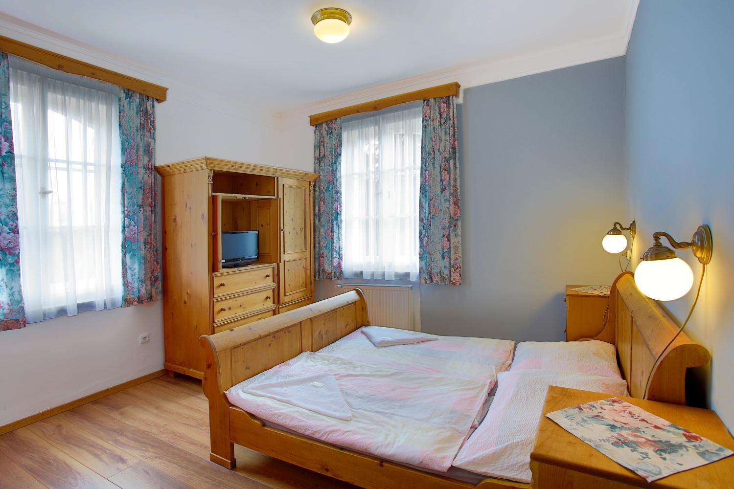 Deluxe Double Room with Shower photo 1