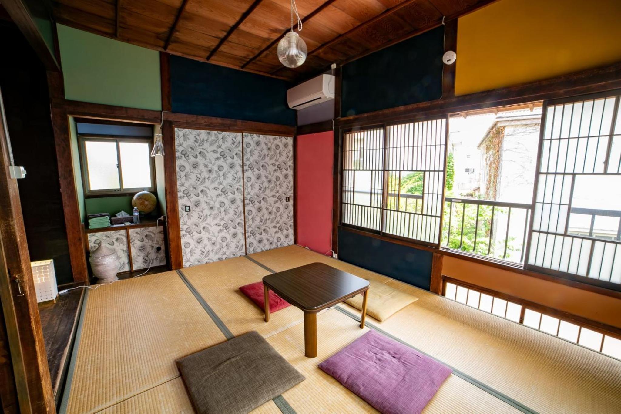 Quadruple Room with Shared Bathroom photo 1