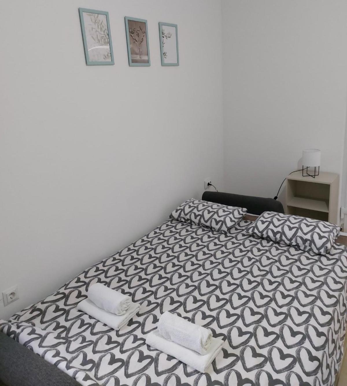One-Bedroom Apartment - Photo 22