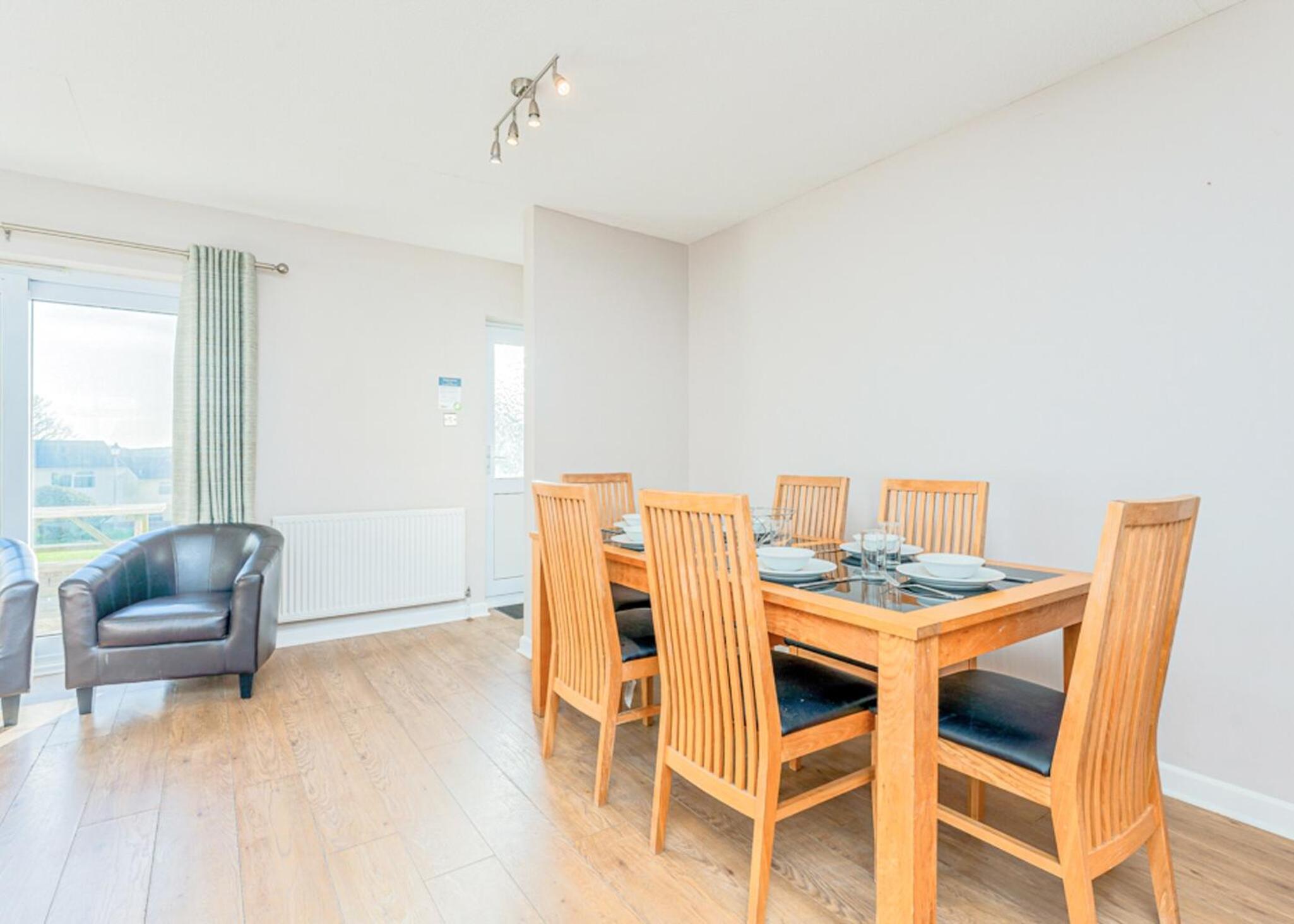 Two-Bedroom Holiday Home 2 photo 2