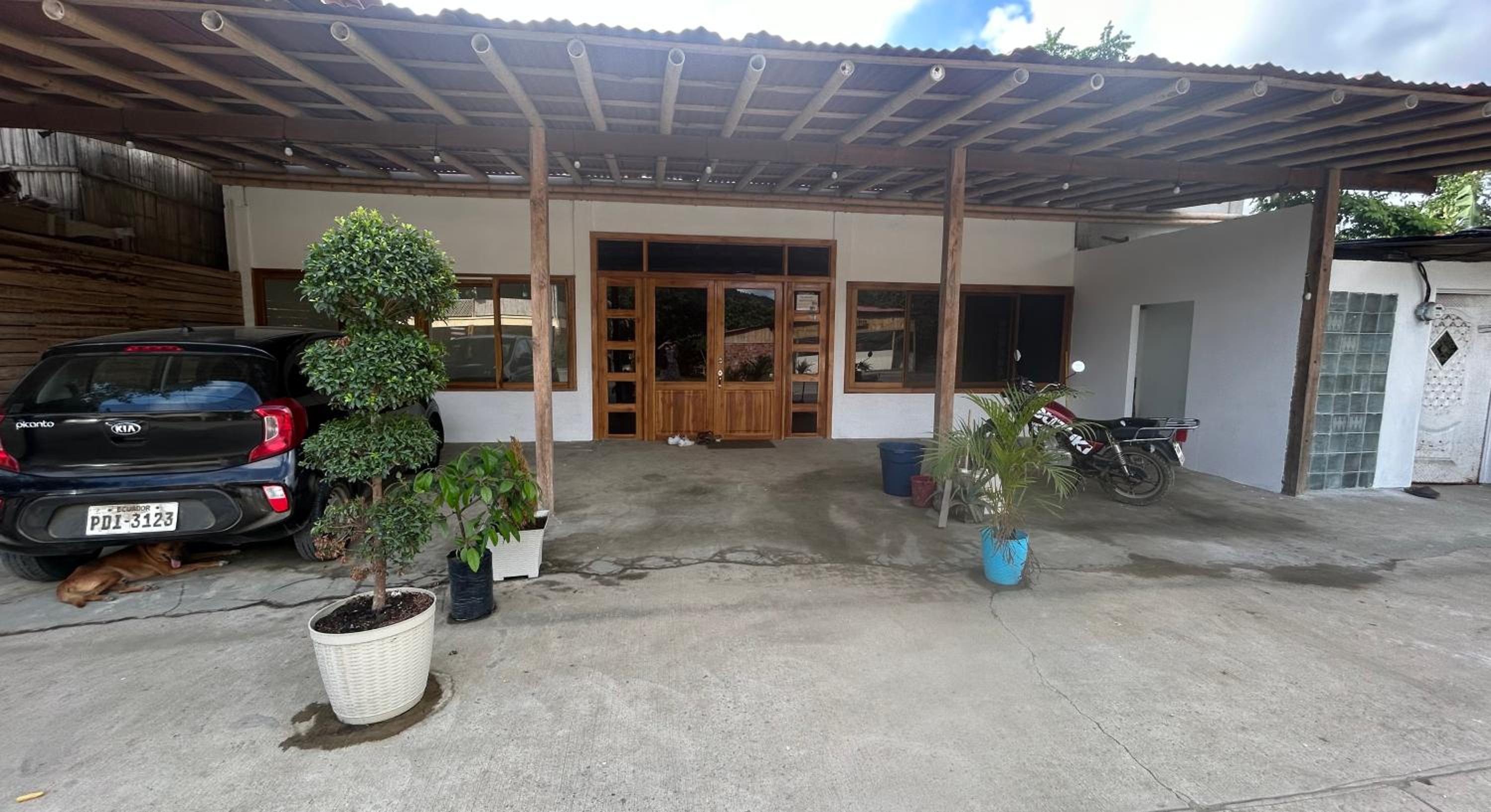 Family Room photo 2