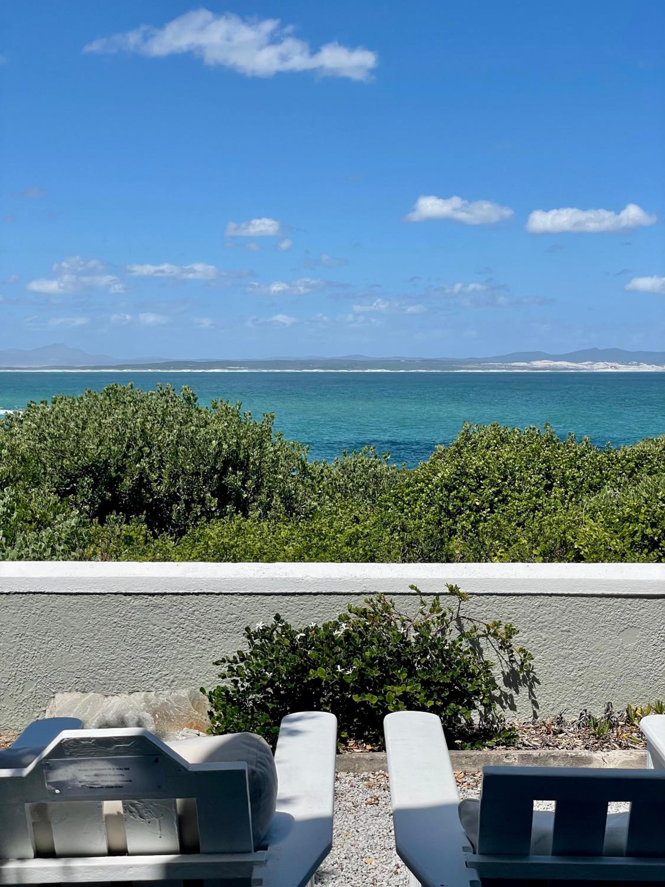 Deluxe Double or Twin Room with Ocean View - Photo 8