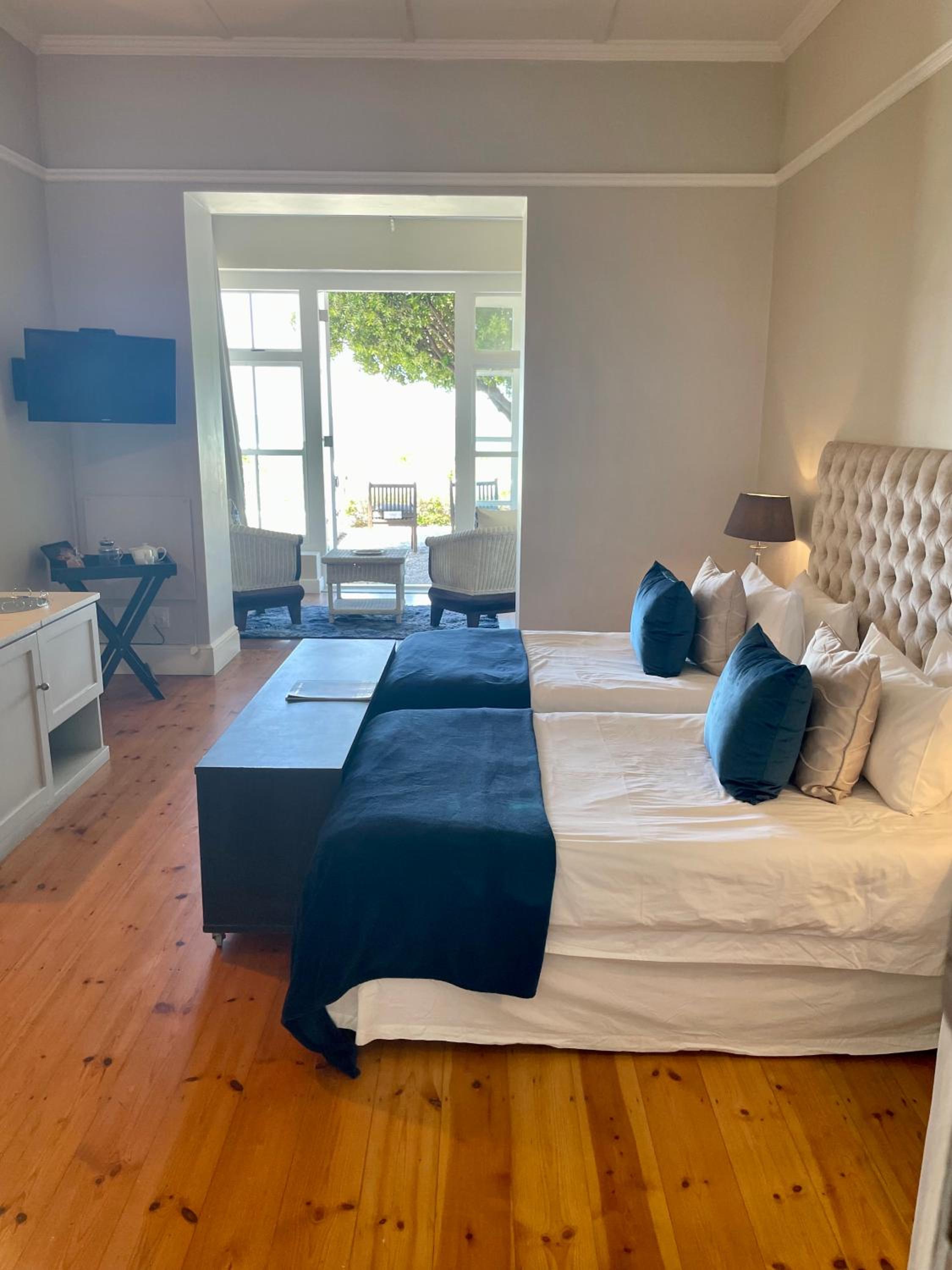 Deluxe Double or Twin Room with Sea View - Photo 5