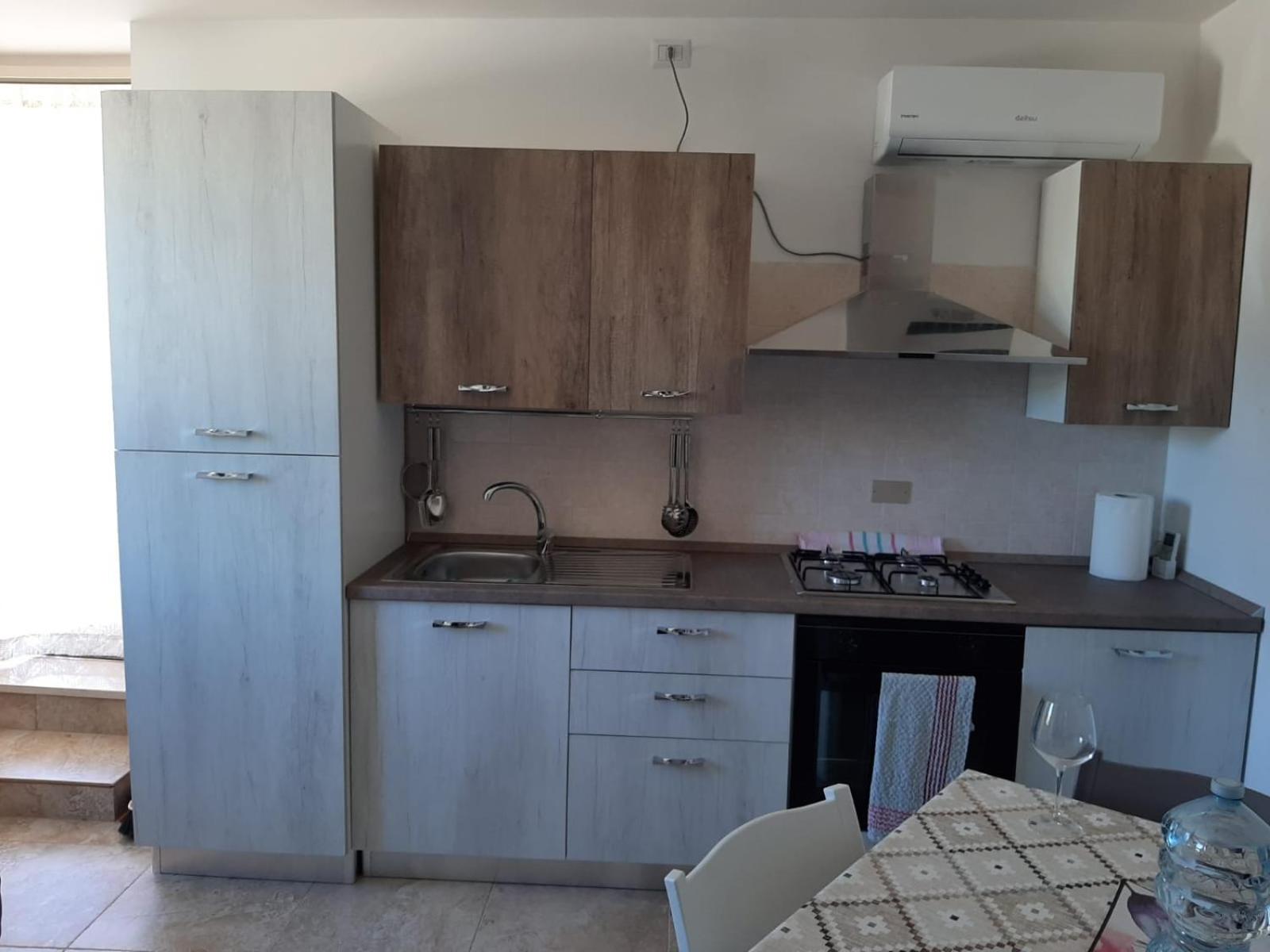 One-Bedroom House - Photo 25