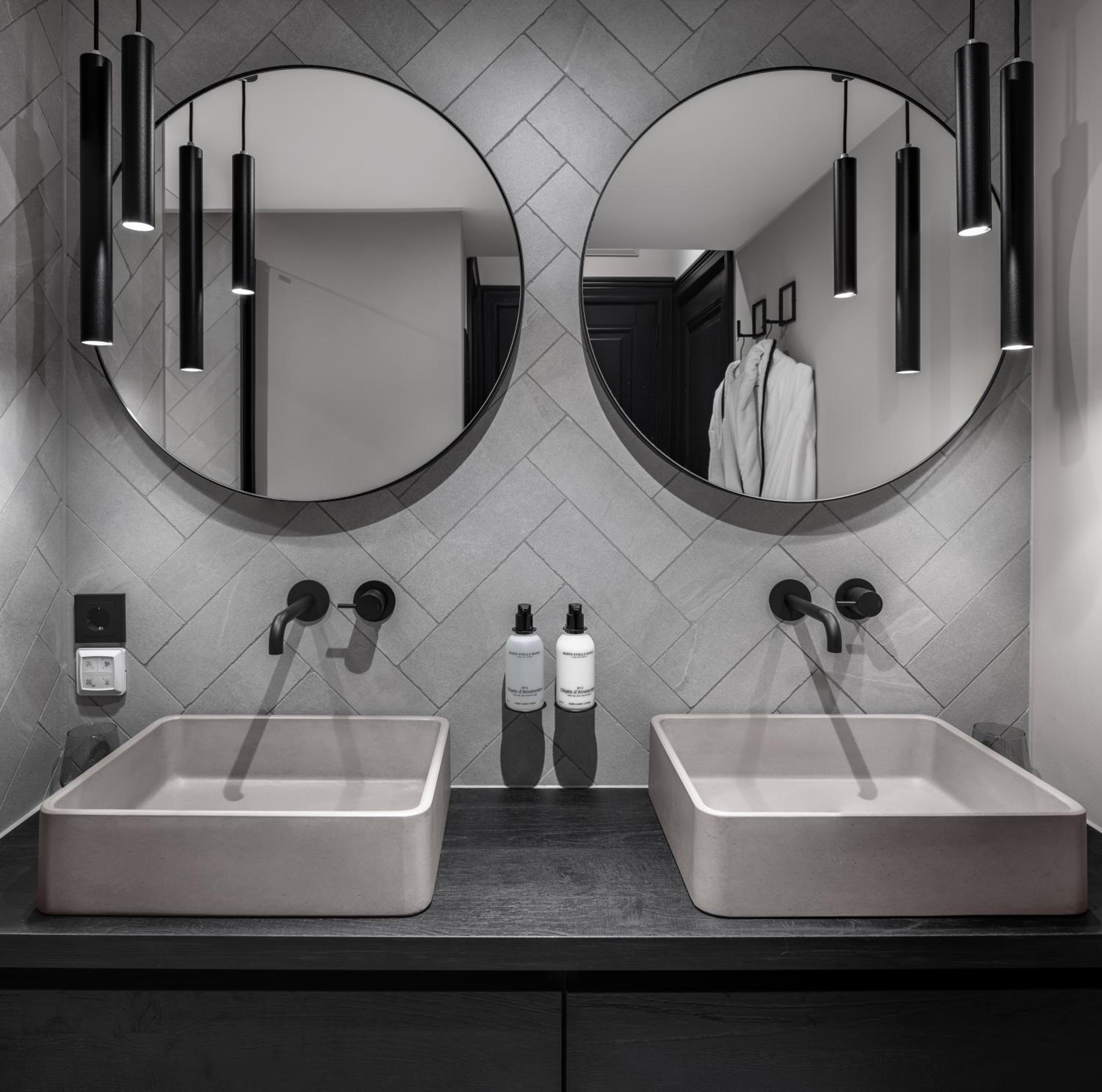 The Roosevelt Luxury Suite photo 3