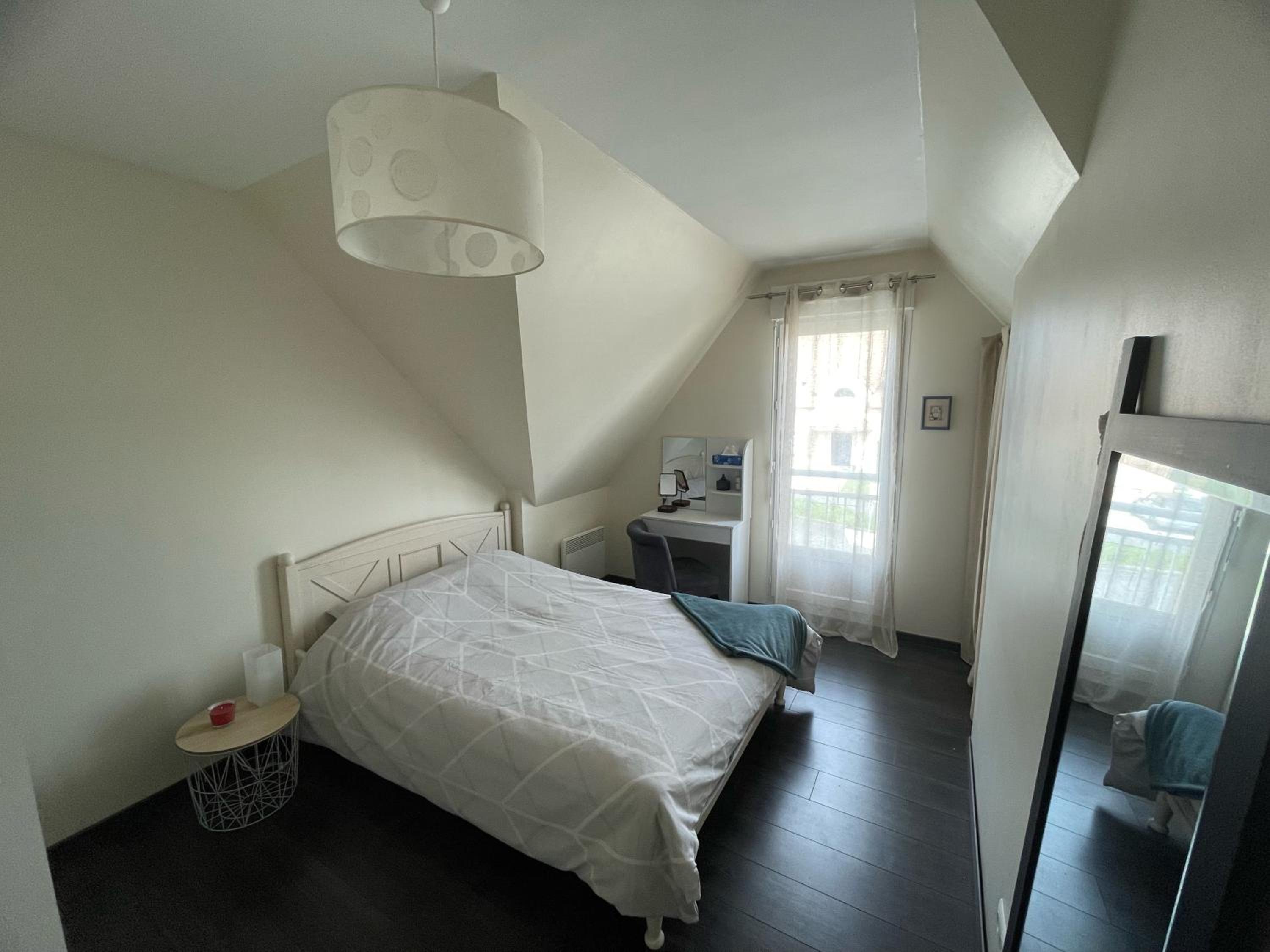 Standard Double Room with Shared Bathroom photo 2