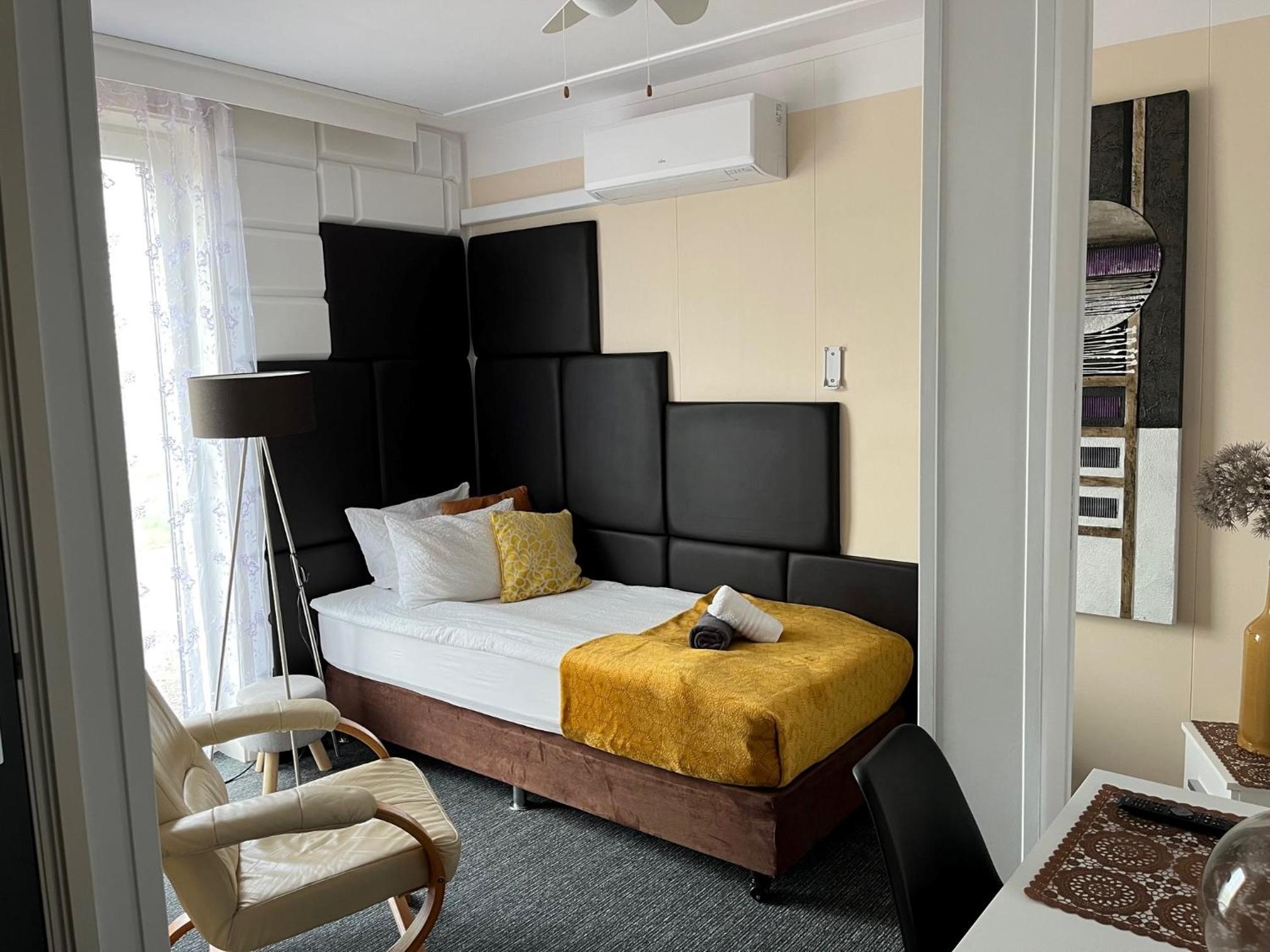 Single Room photo 3