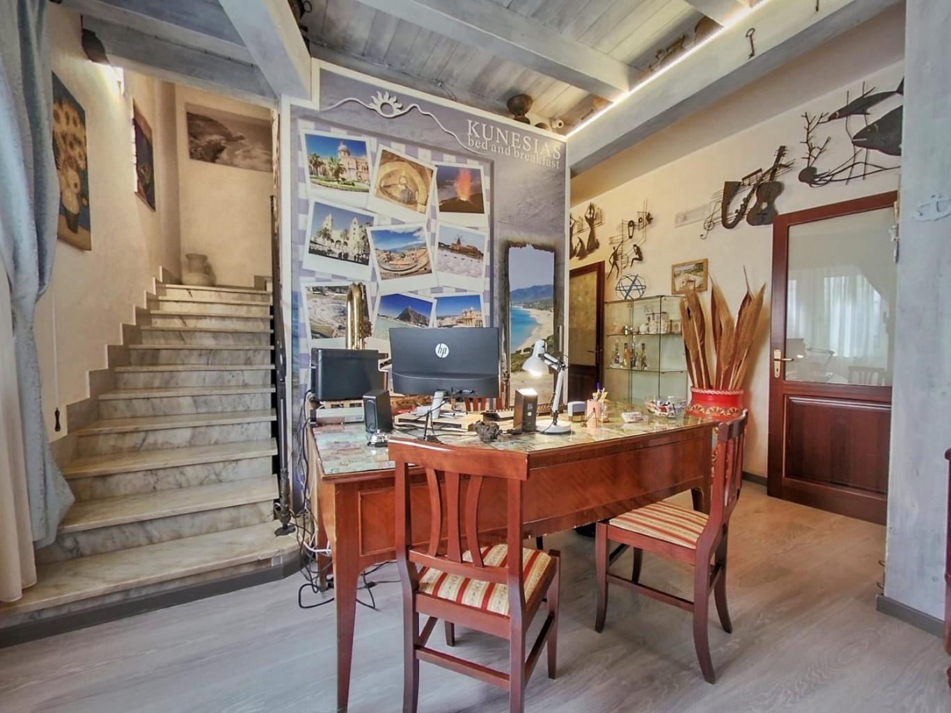 Single Room - Photo 3