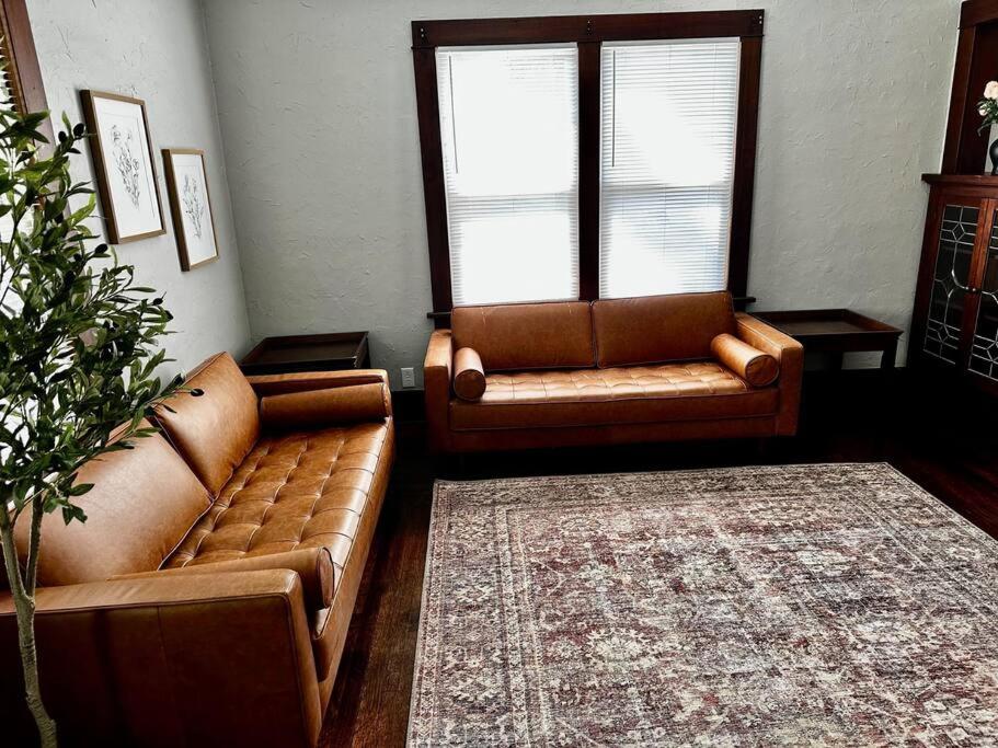 Two-Bedroom Apartment photo 2