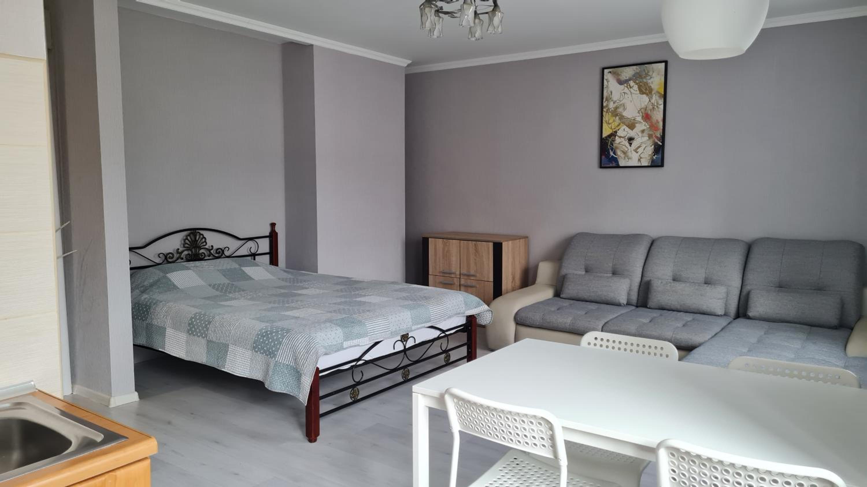 Apartment - Photo 1