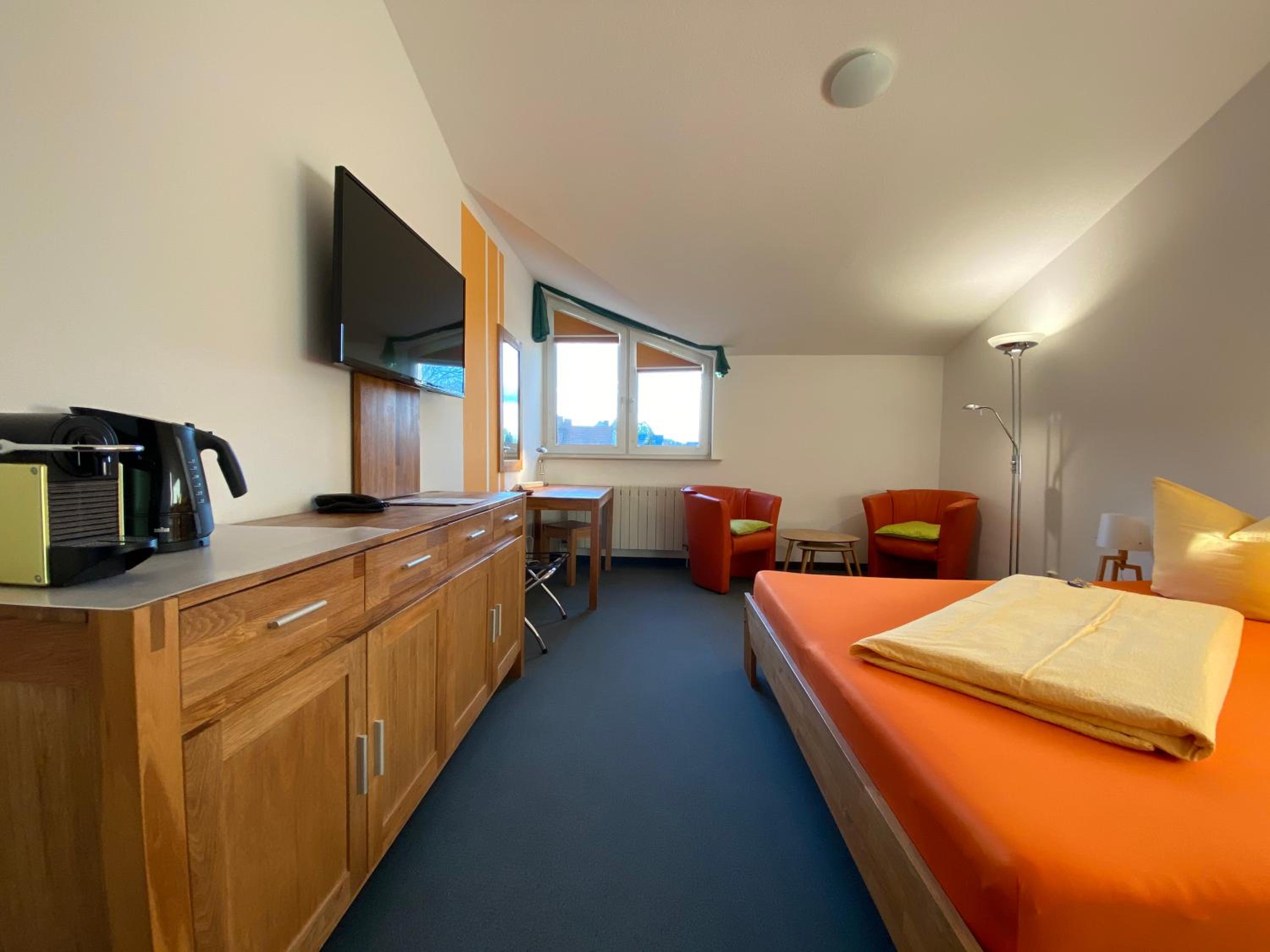 Single Room photo 2