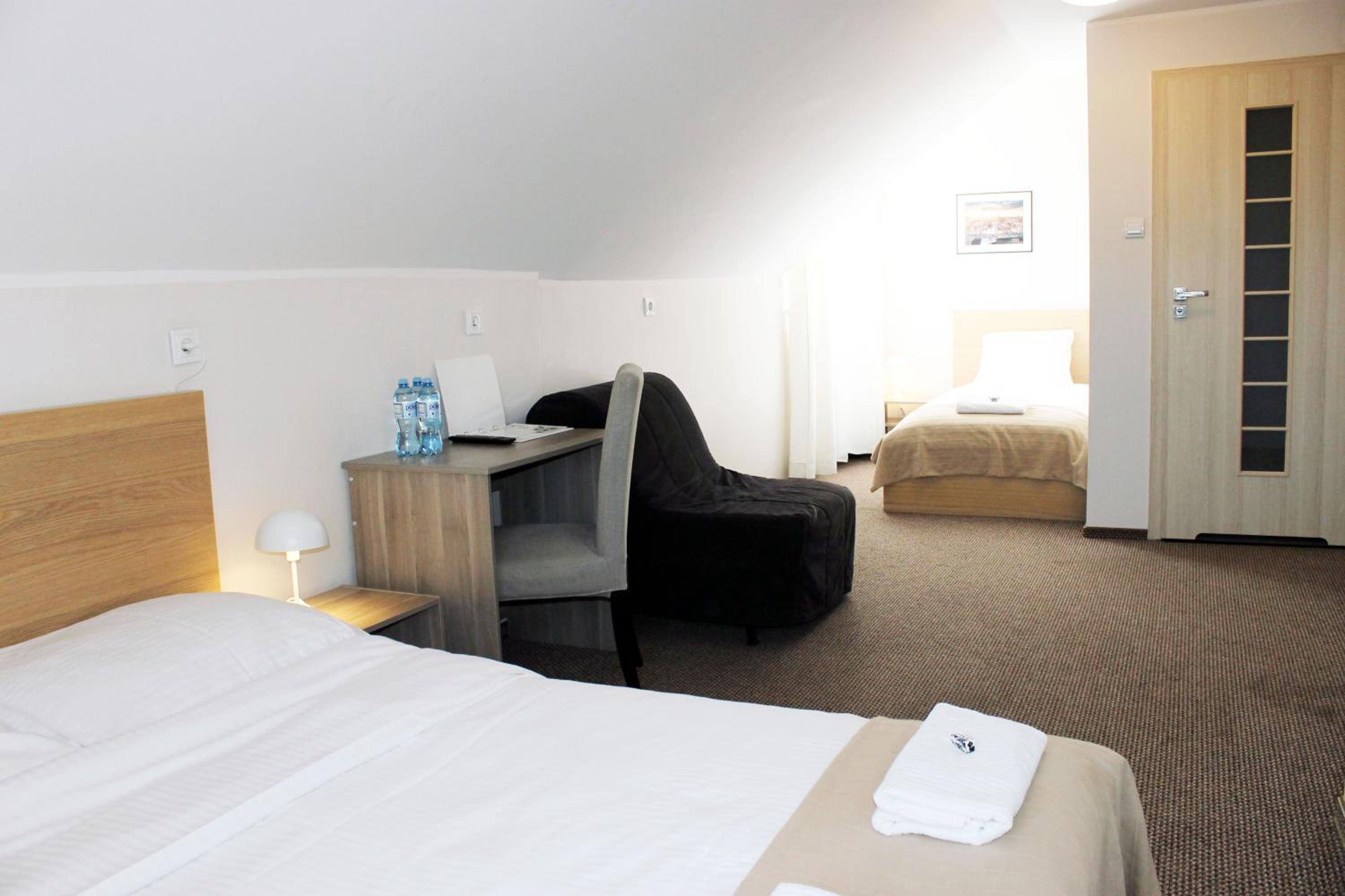 Standard Quadruple Room - Photo 1