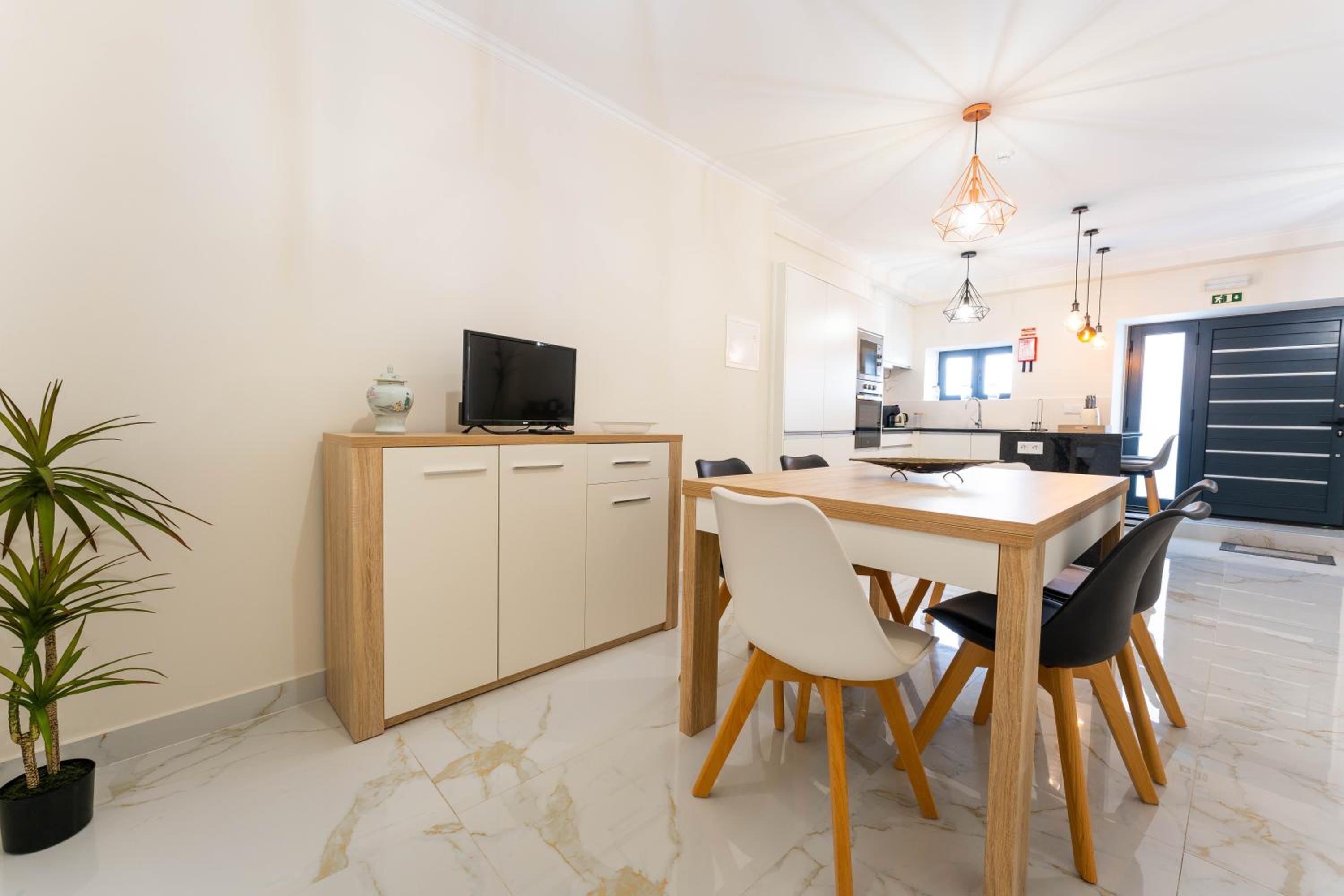Two-Bedroom House photo 3