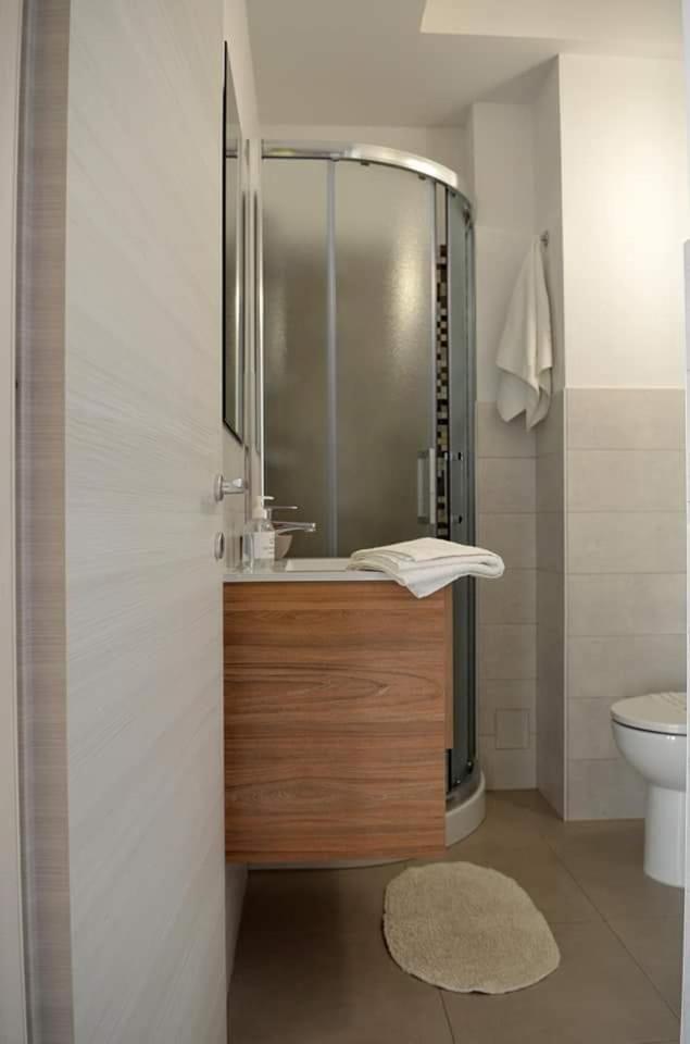 Large Double Room photo 3