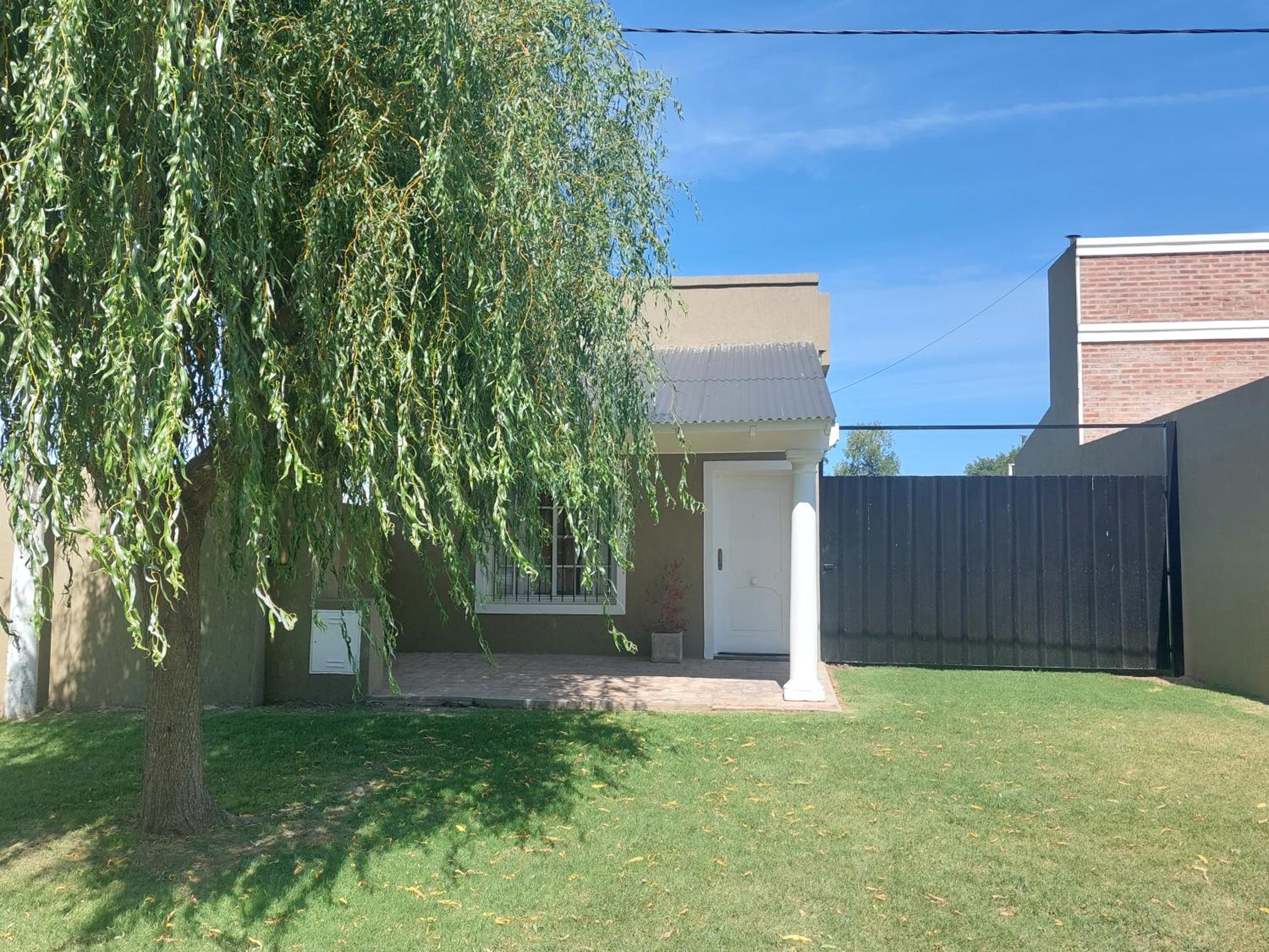 Two-Bedroom House photo 2