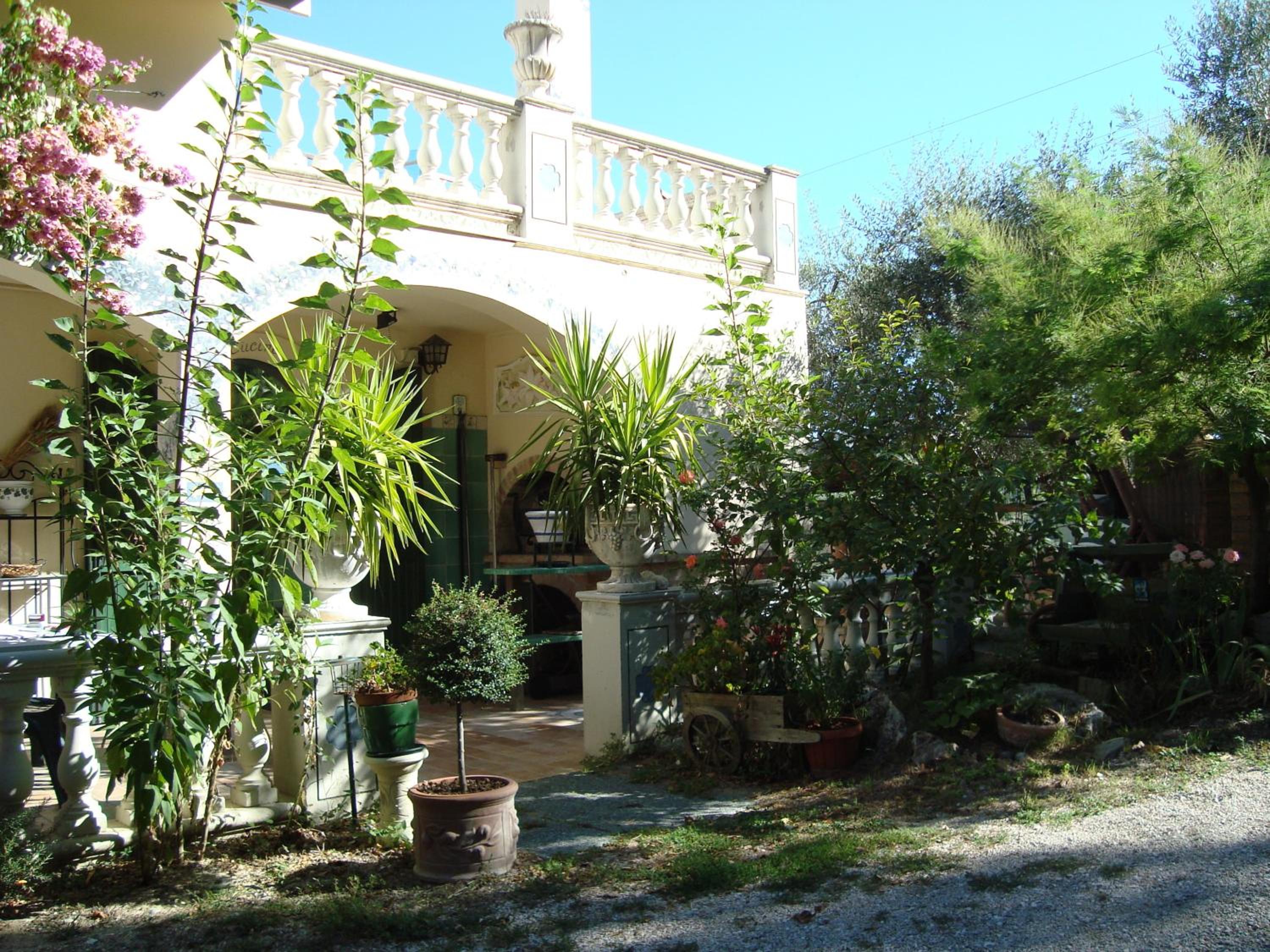 Double Room with Garden View photo 2