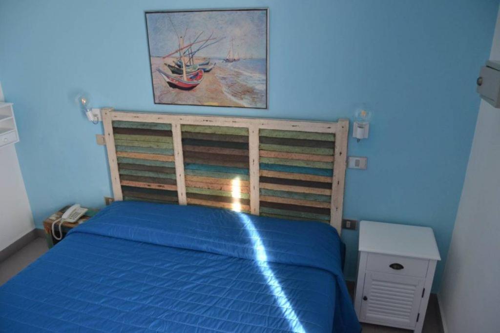 Large Single Room photo 1