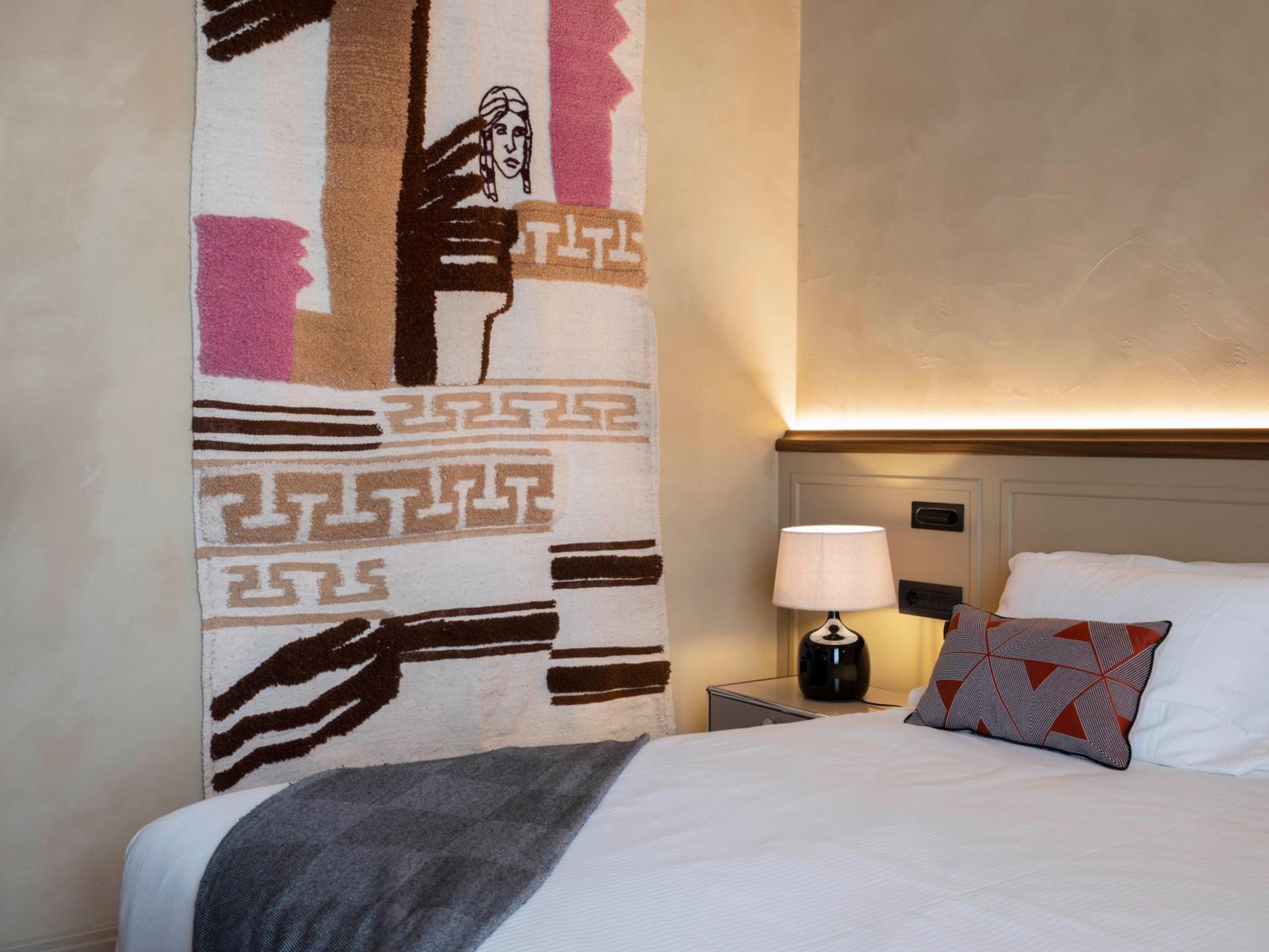 Standard Double Room - Photo 18