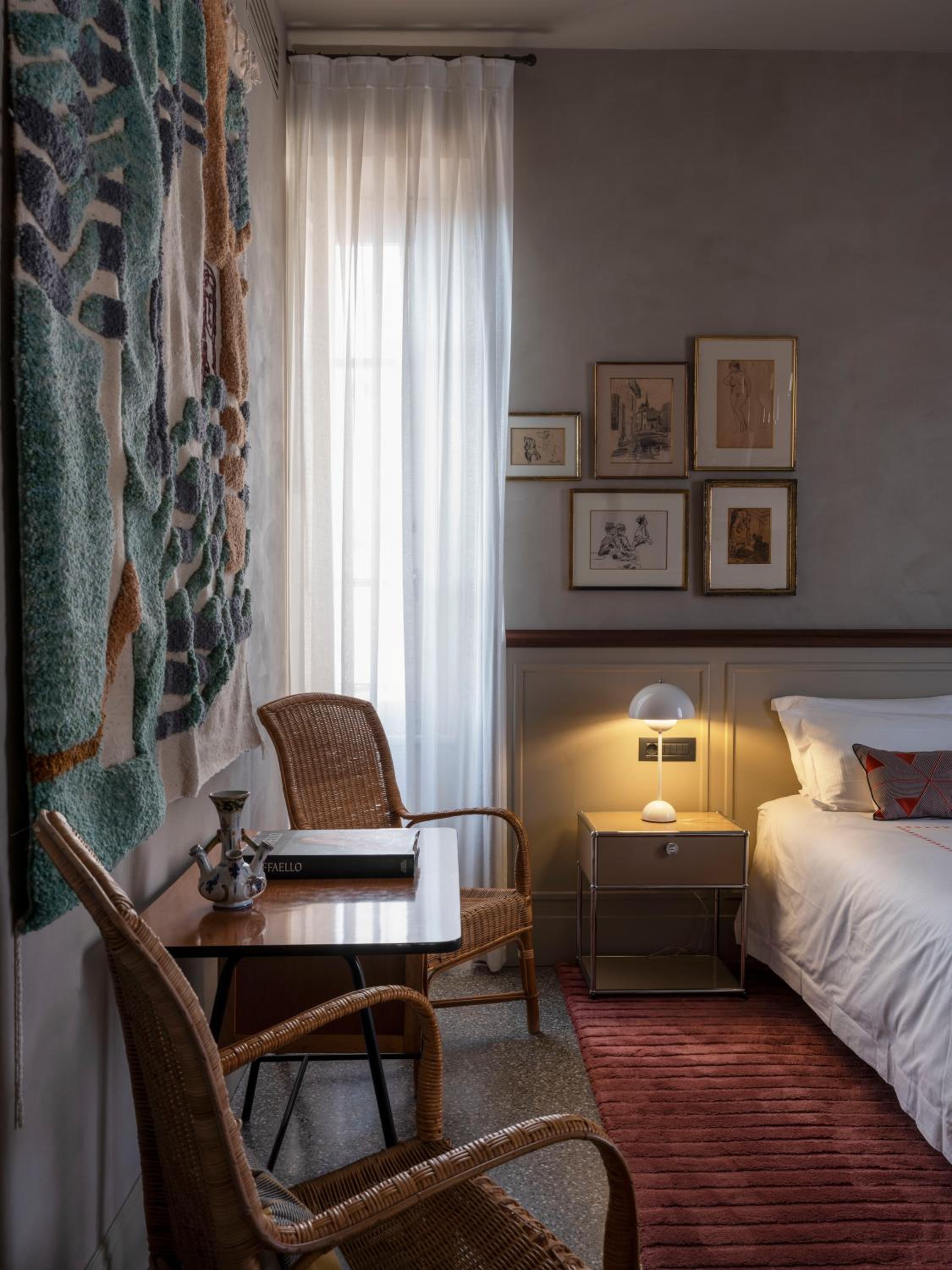 Superior Double Room - Photo 7