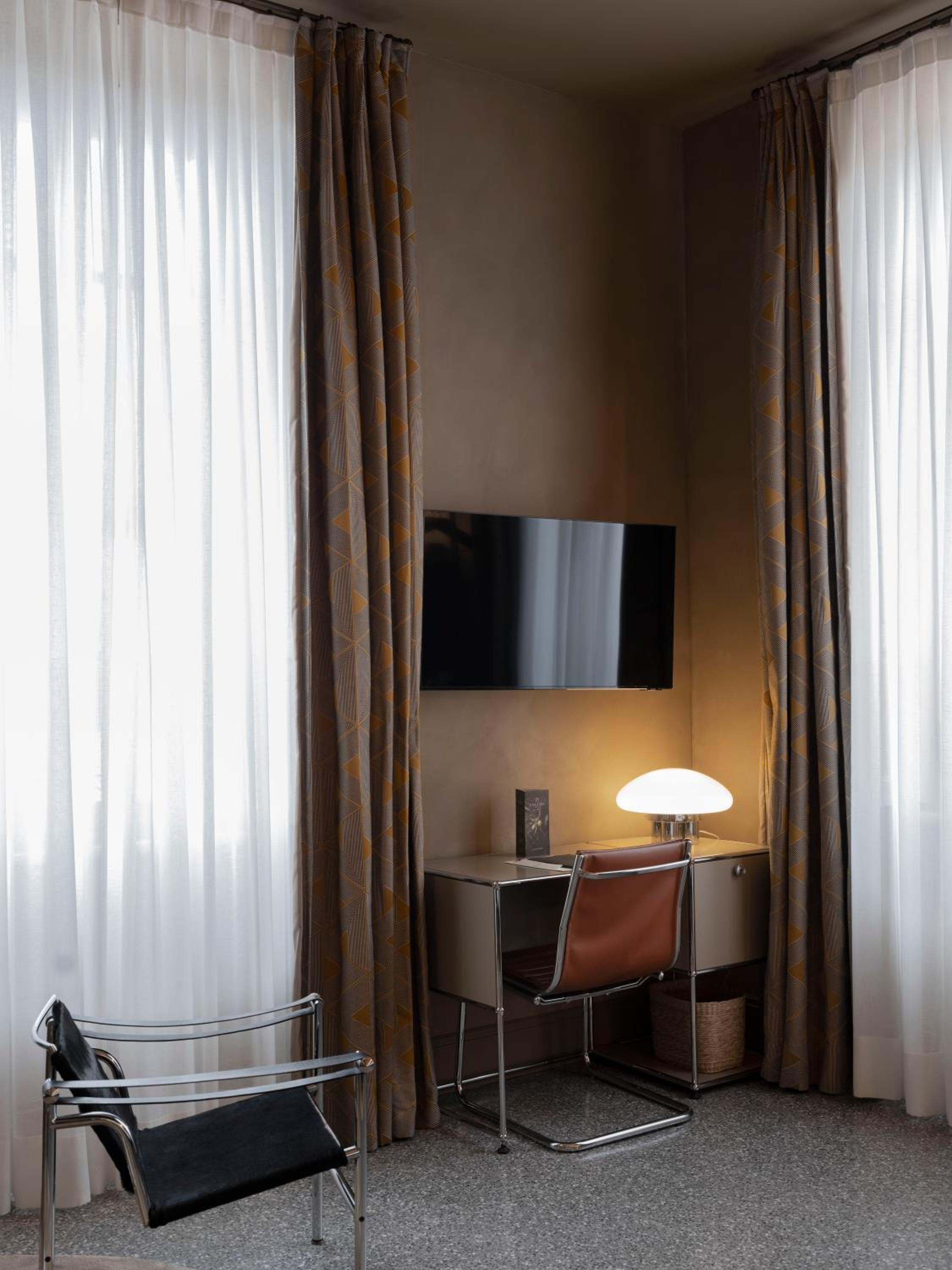 Superior Double Room - Photo 9