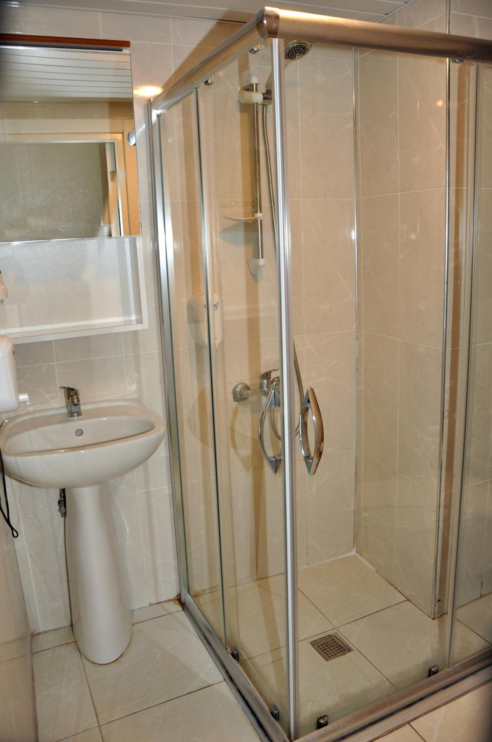 Double or Twin Room with Sea View photo 2